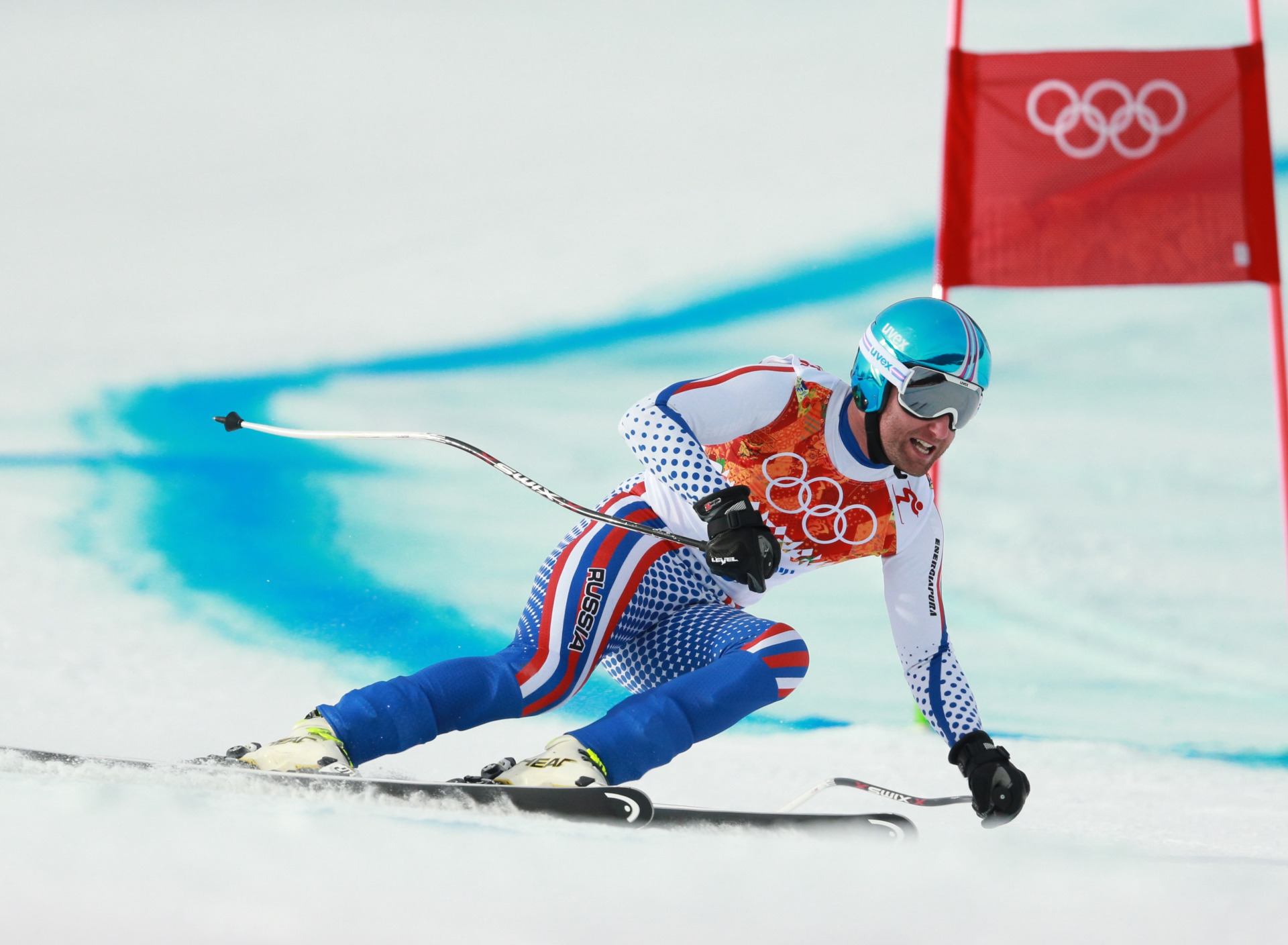 Олимпийская игра 9 букв. Горные лыжи скоростной спуск. Олимпийский скоростной спуск Сочи.