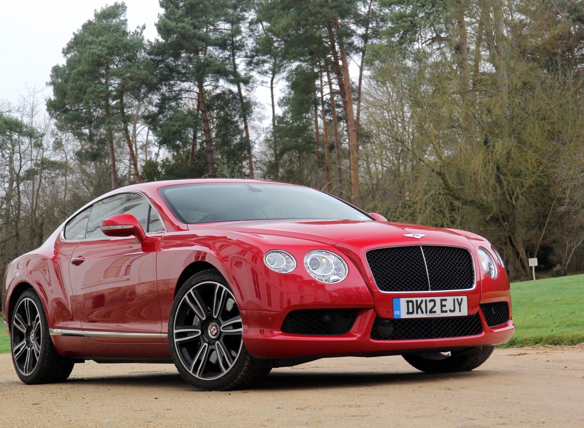 Bentley Continental gt розовый