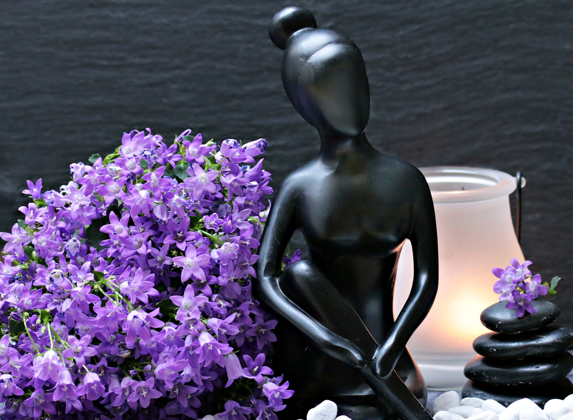 Женщина колокольчик. Статуэтка "цветок". Фигура цветок. Фигуры воды цветы.