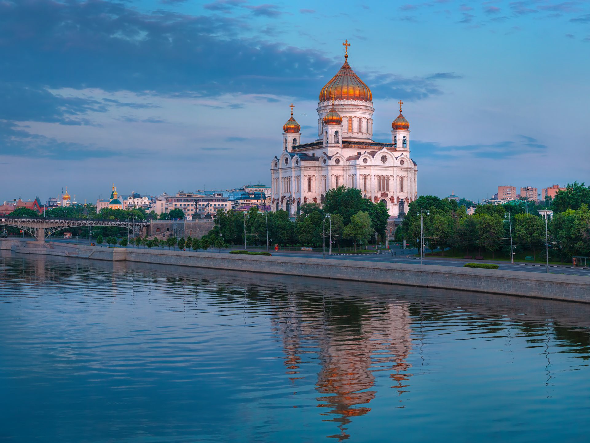 храмы и церкви москвы