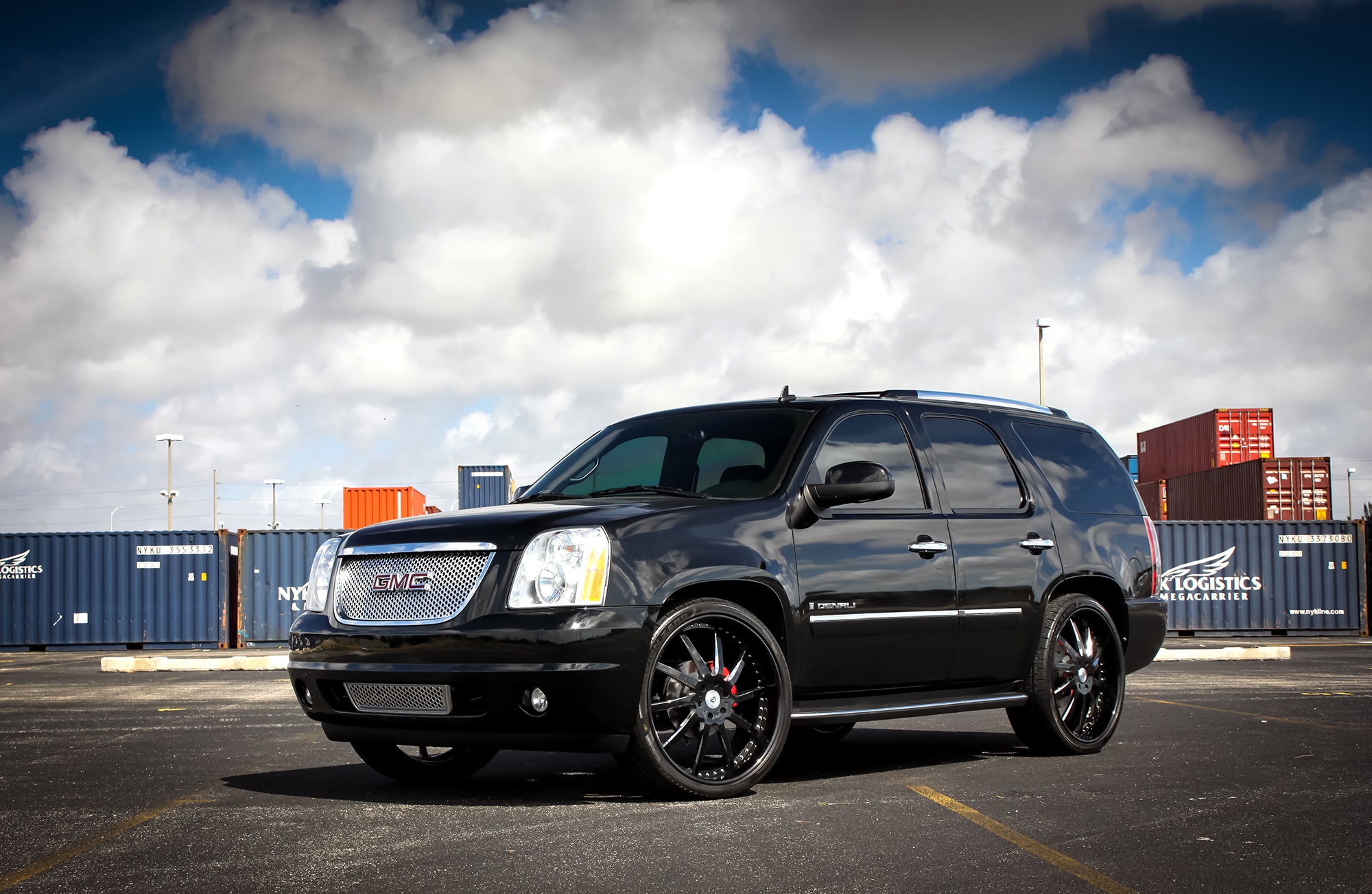 GMC Р®РєРѕРЅ Denali 2021 Black