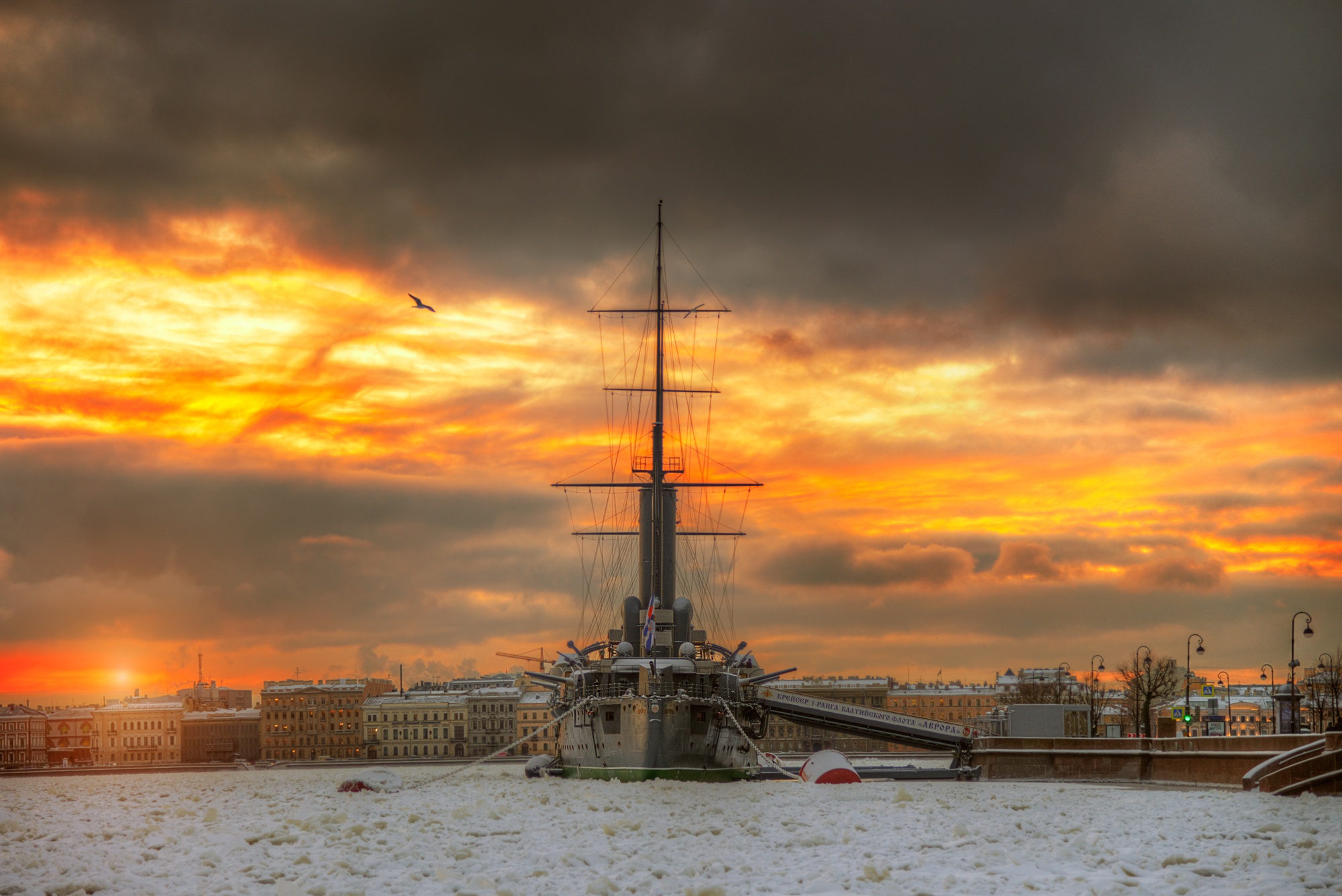 крейсер аврора в санкт петербурге зимой