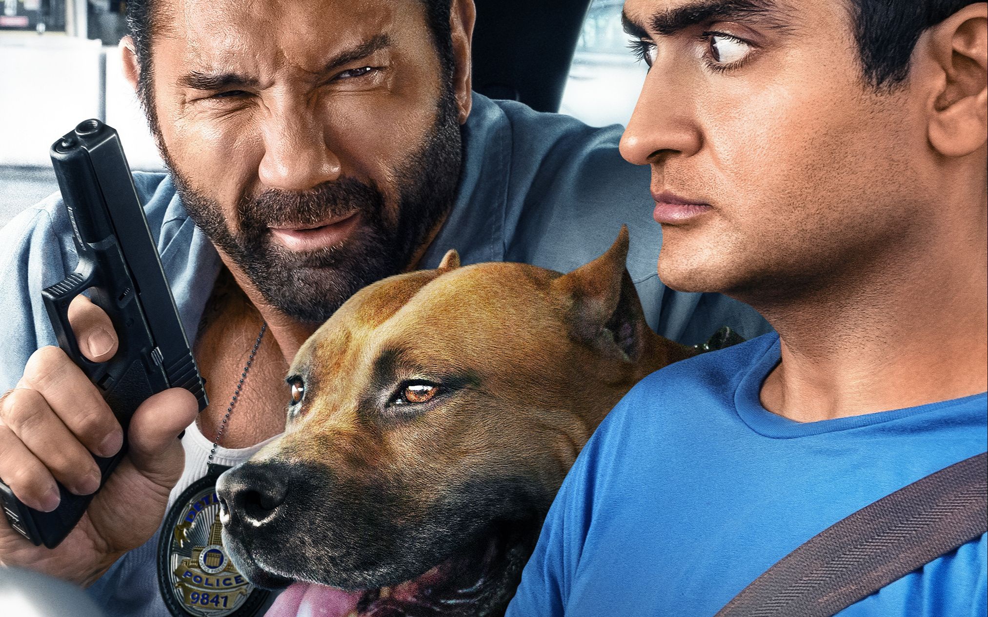 Обои собака, стафф, в машине, Dave Bautista, Дэйв Батиста, Kumail Nanjiani,  Кумэйл Нанджиани, Американский стаффордширский терьер на телефон и рабочий  стол, раздел фильмы, разрешение 2025x1265 - скачать