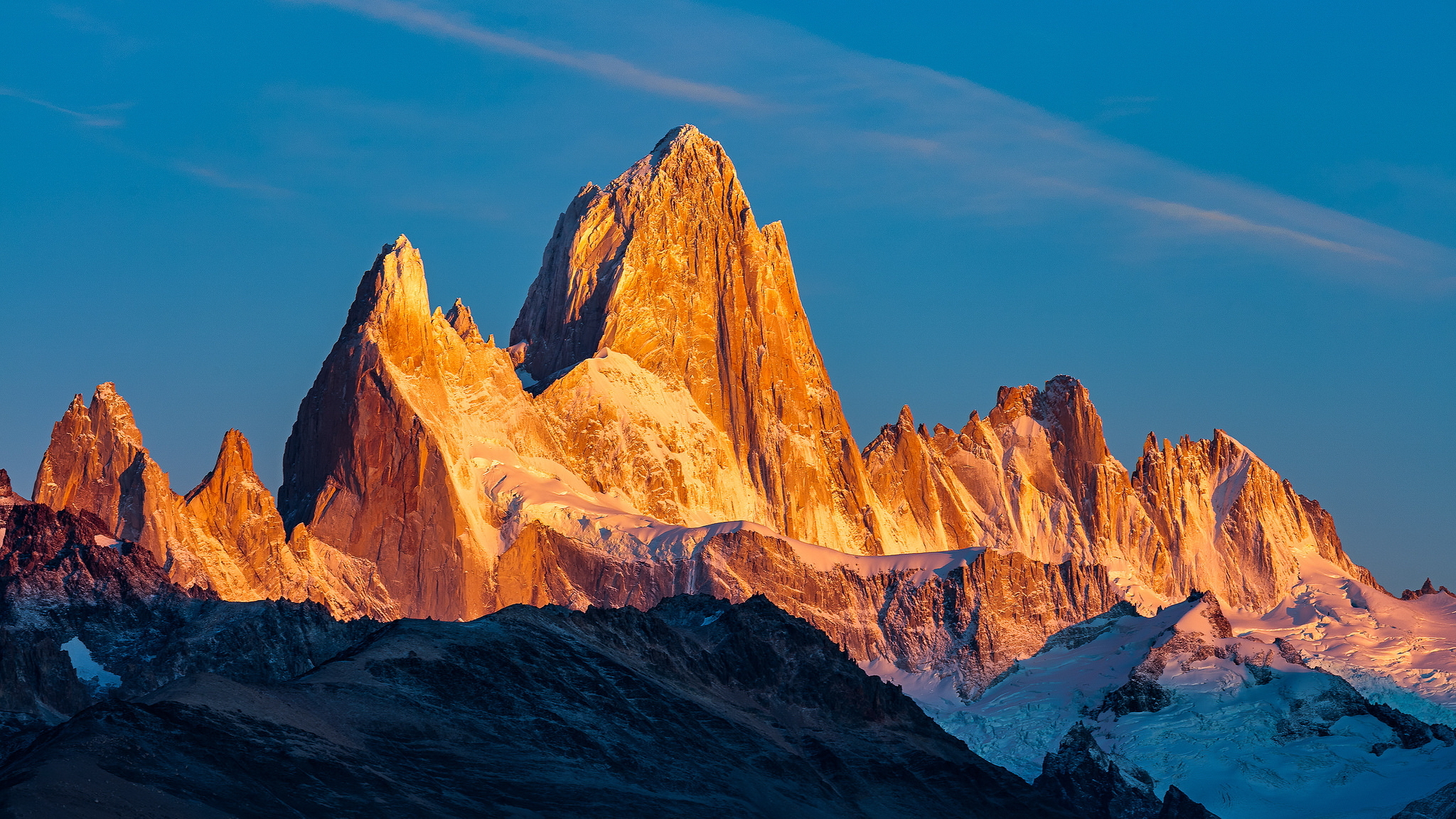 Самая большая горная система в мире. Южная Америка Анды. Южная Америка горы Анды. Сьерра перуанские Анды. Горная цепь Анды Южная Америка.