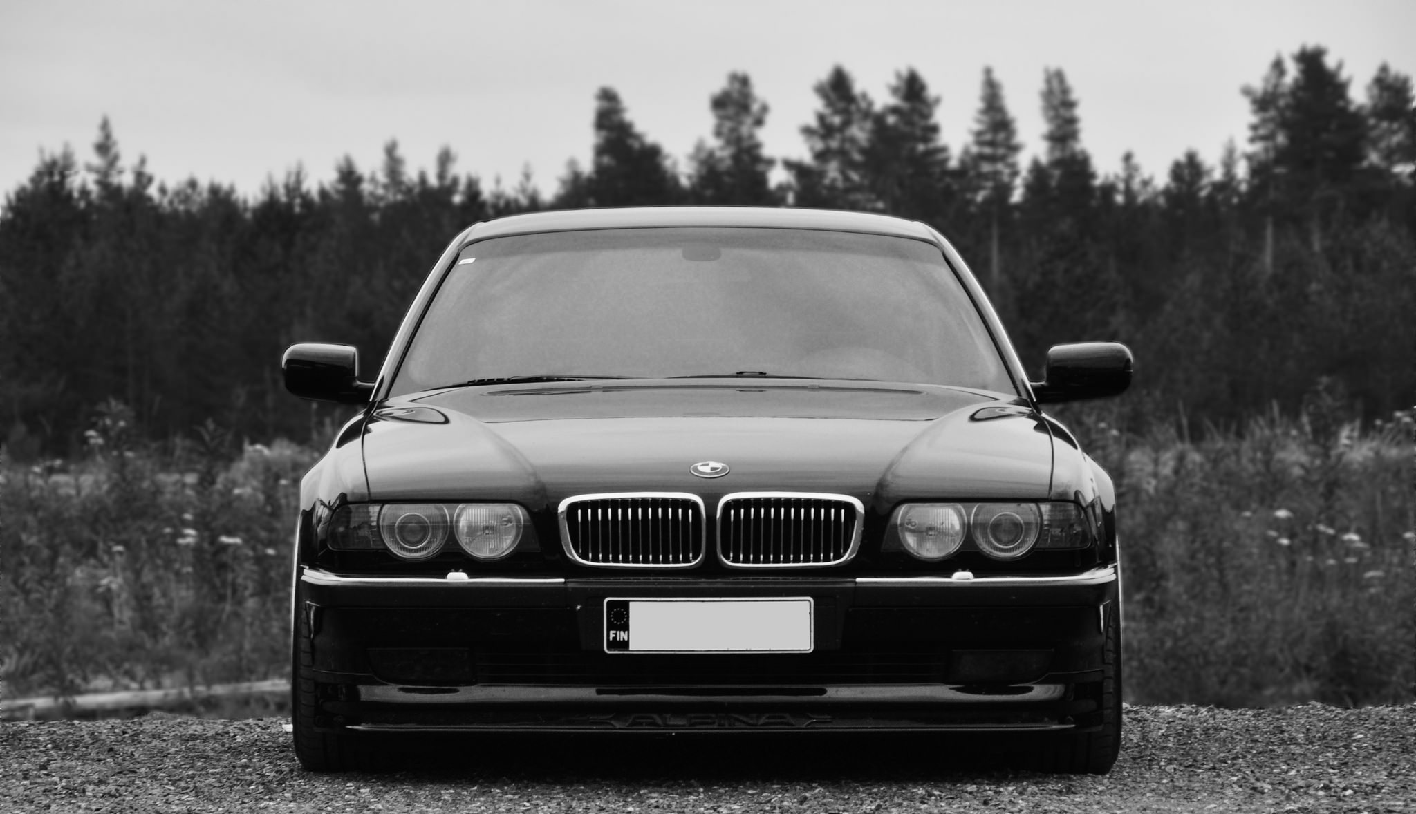 Скачать обои BMW, Бумер, БМВ, tuning, Stance, E38, раздел bmw в разрешении  2048x1178