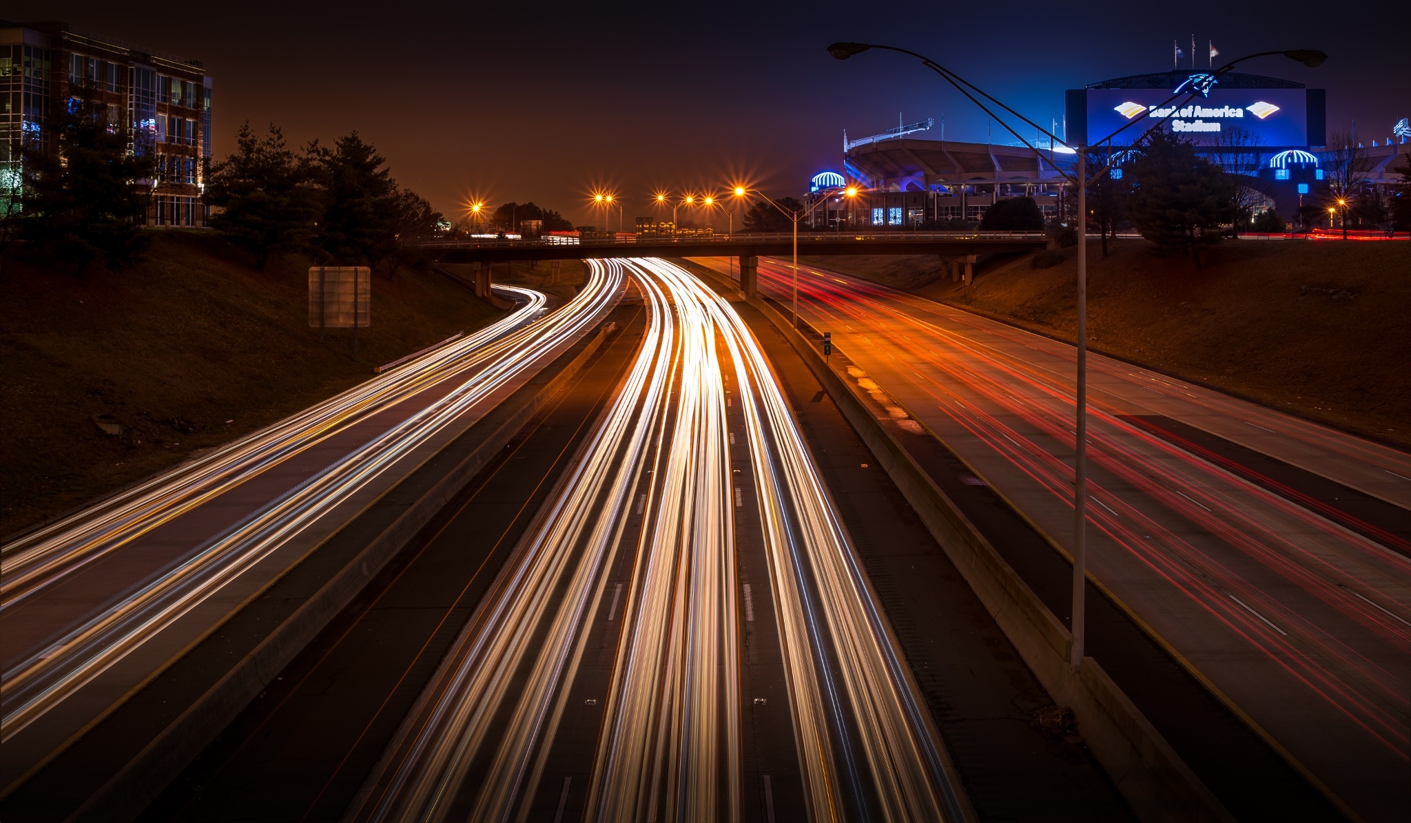 Lighting speed. Ночная дорога. Красивые ночные дороги. Ночная городская дорога. Ночь дорога скорость.