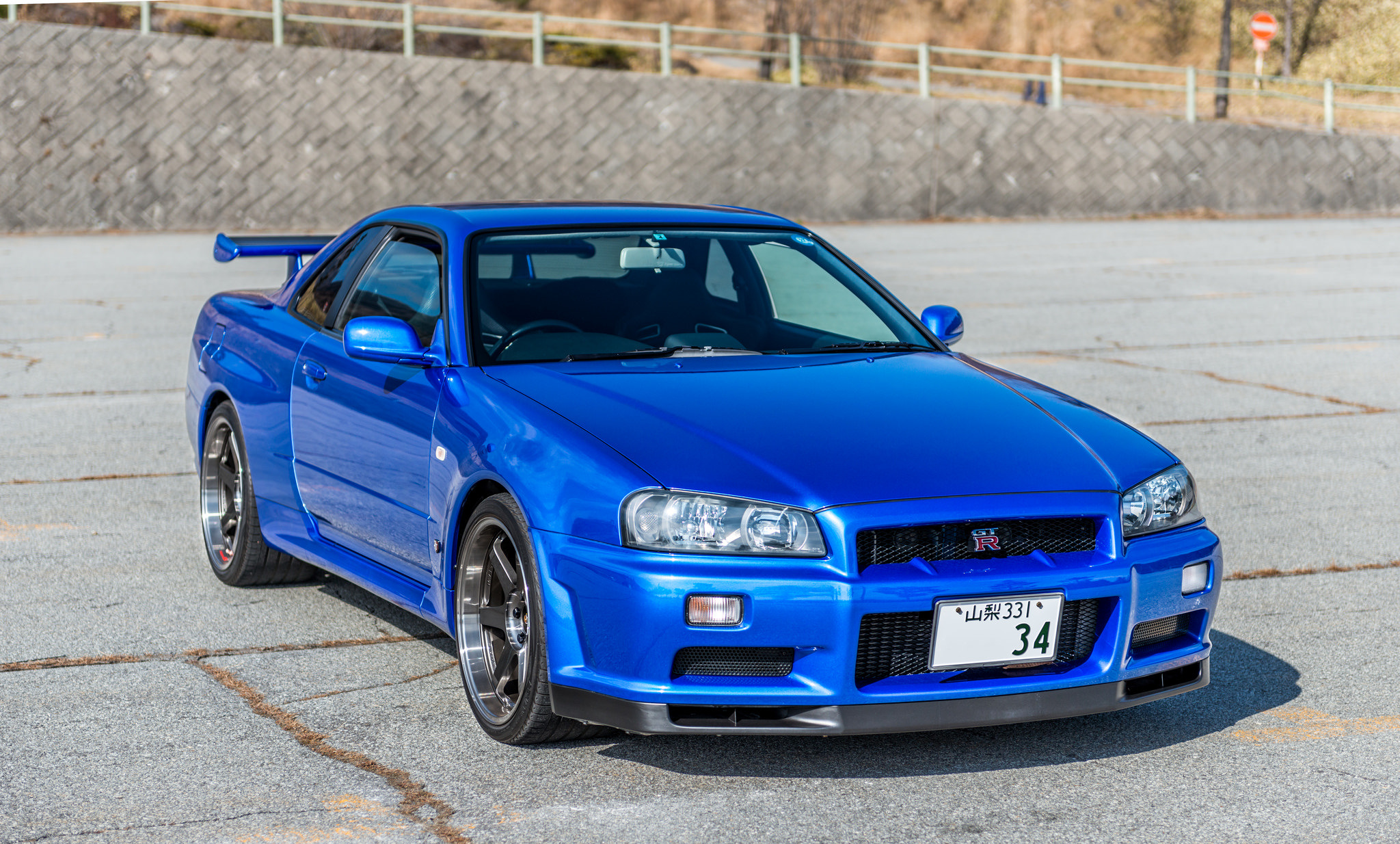 Nissan Skyline GTR r34 Blue