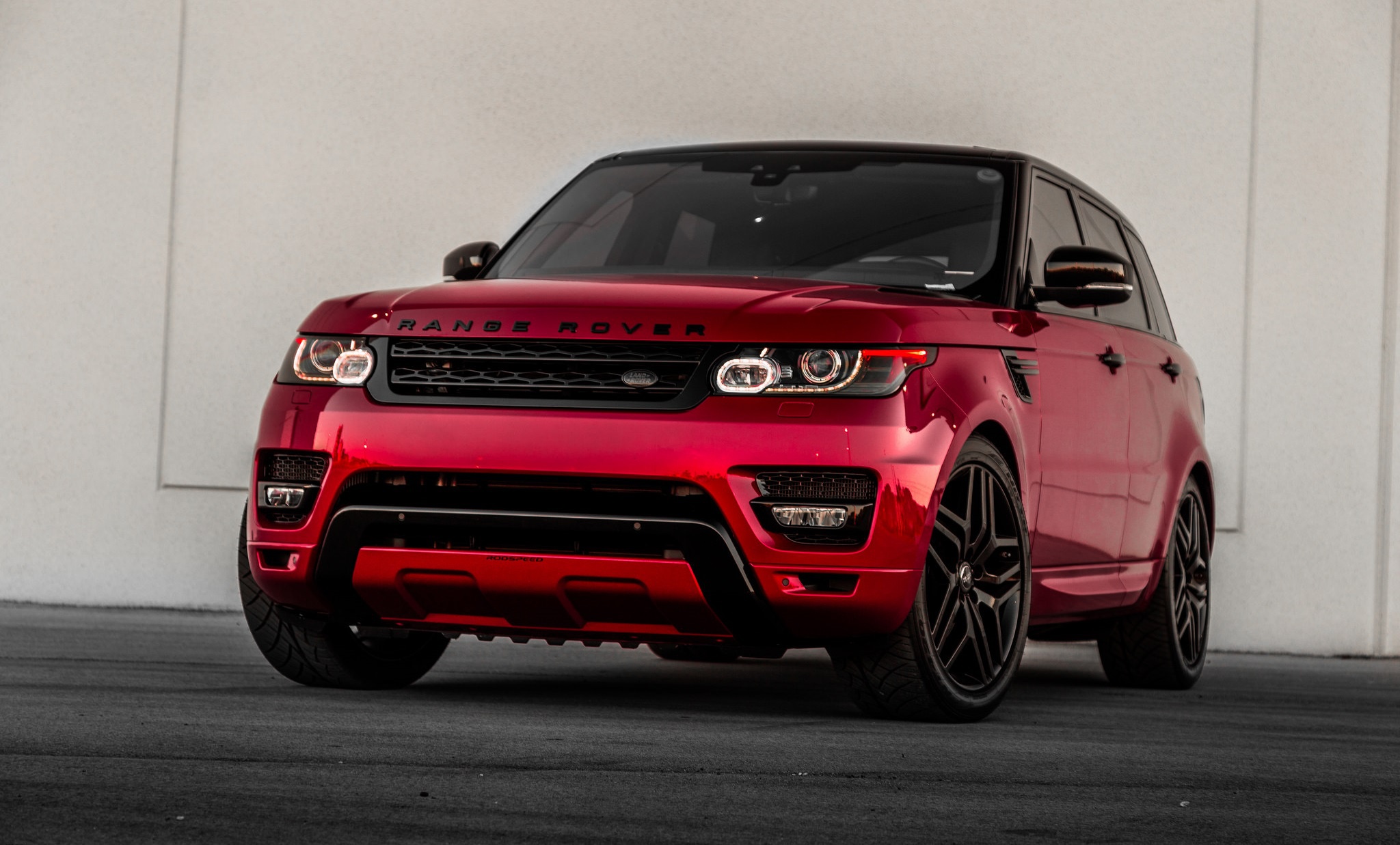 Range rover sport 2017. Land Rover range Rover Sport красный. Range Rover Sport SVR Red. Range Rover SVR красный.