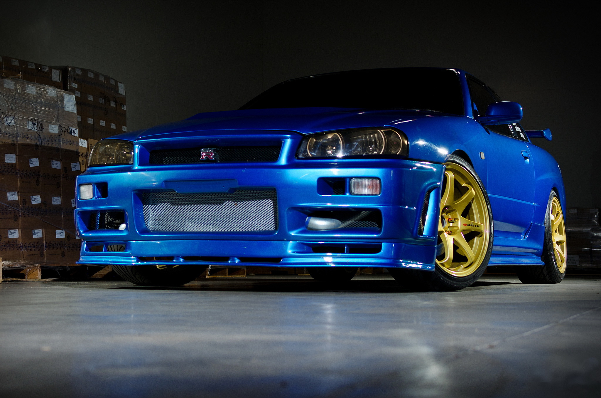 Nissan Skyline GTR r34 белый синий