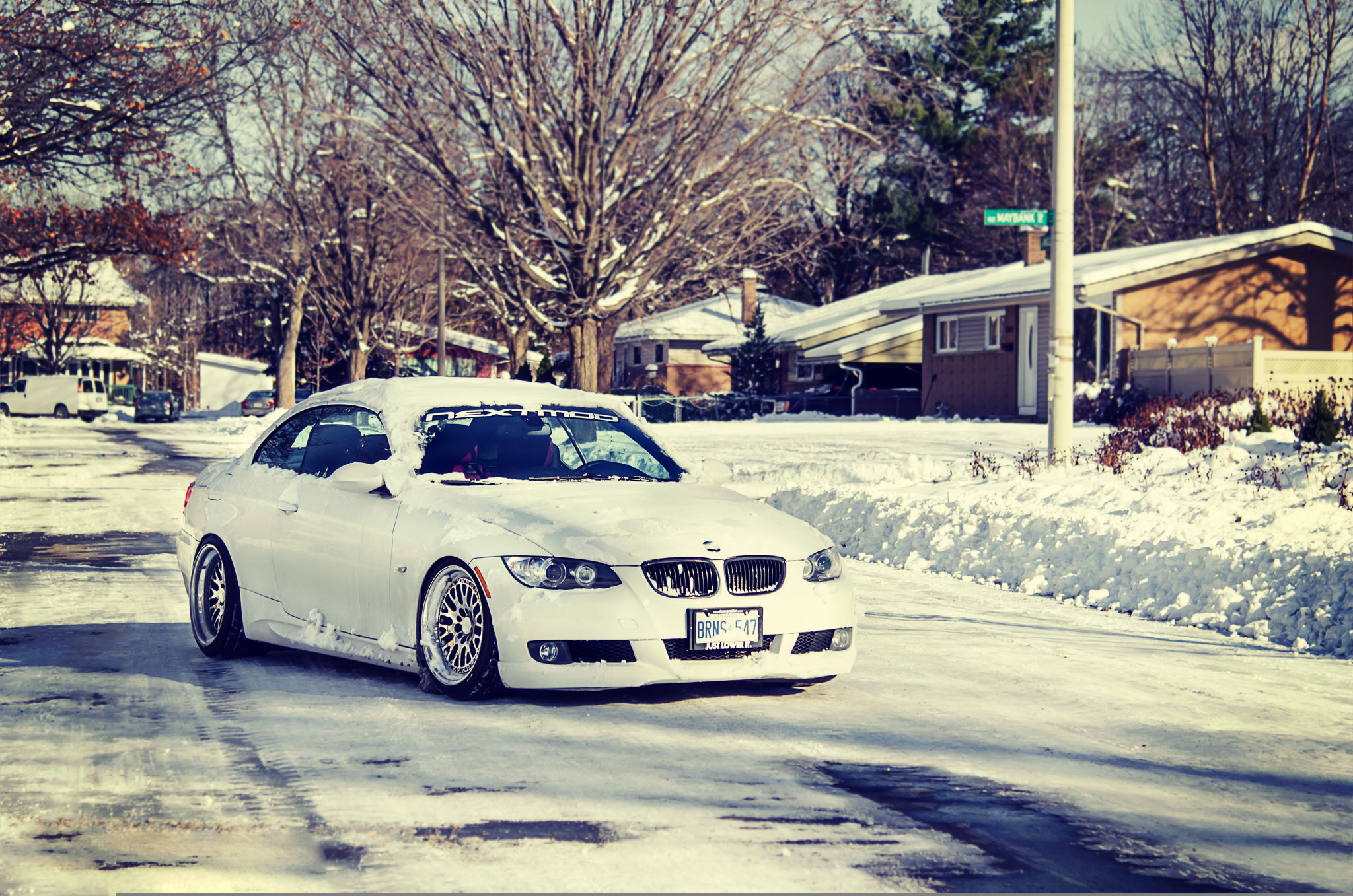 М5 зима. BMW e93 stance. BMW e60 в снегу. BMW e92 зима. BMW e90 зимой.