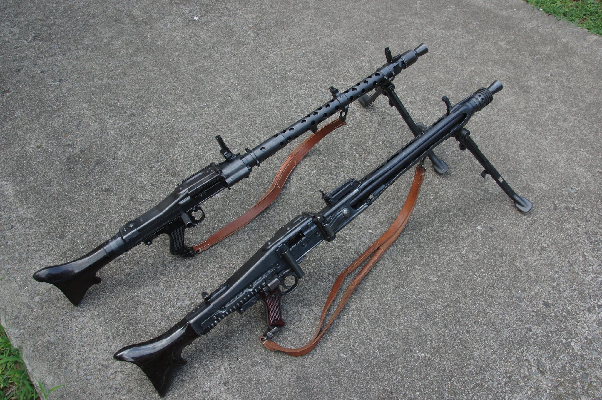 Мг 34. MG 34 И MG 42. MG 34 пулемет. Пулеметы мг-34 и мг-42. MG 42 Калибр.