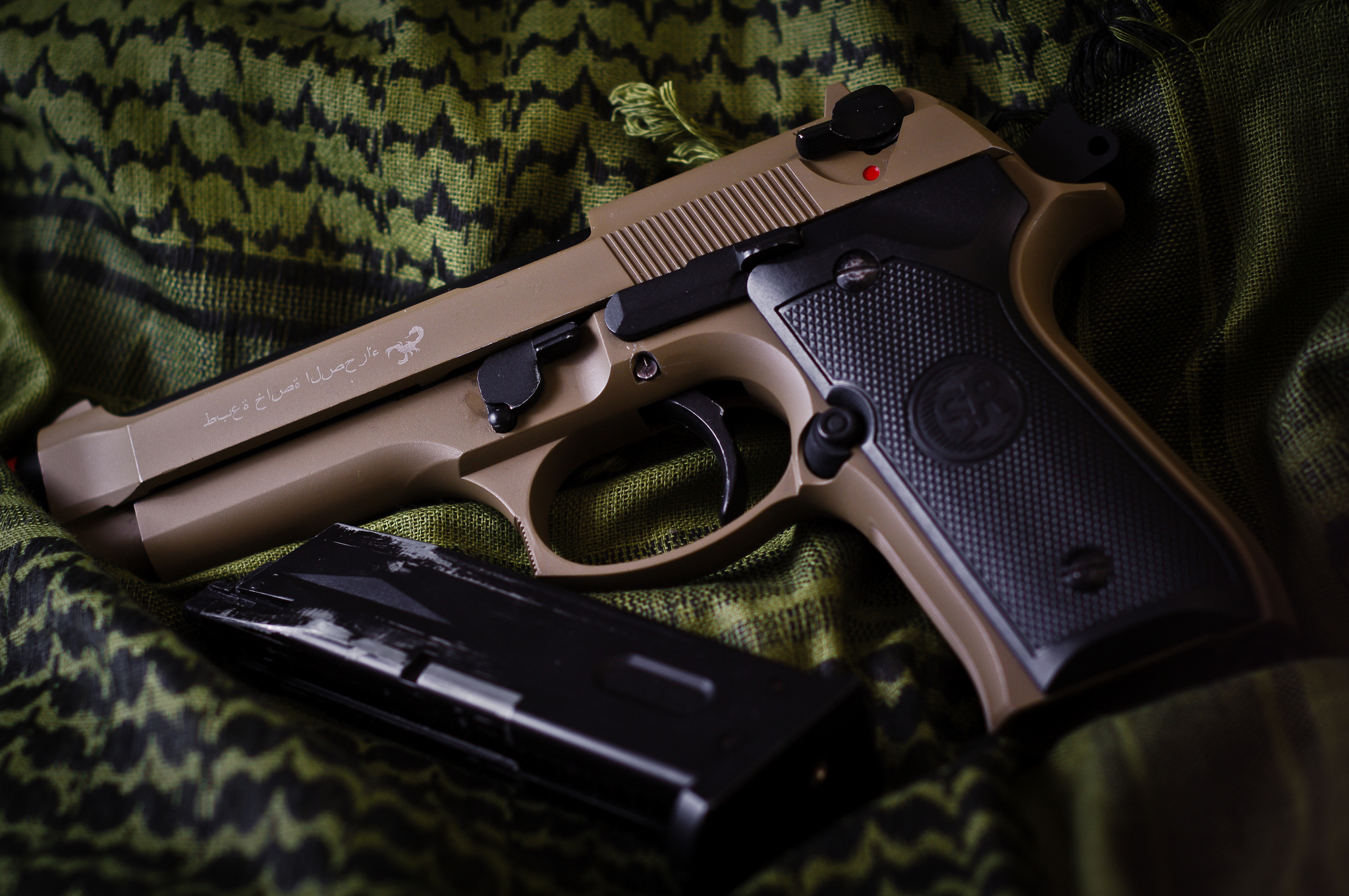 Фото пистолета. Beretta 96g. Beretta 1920. M9 Browning. Пистолет Беретта 72.