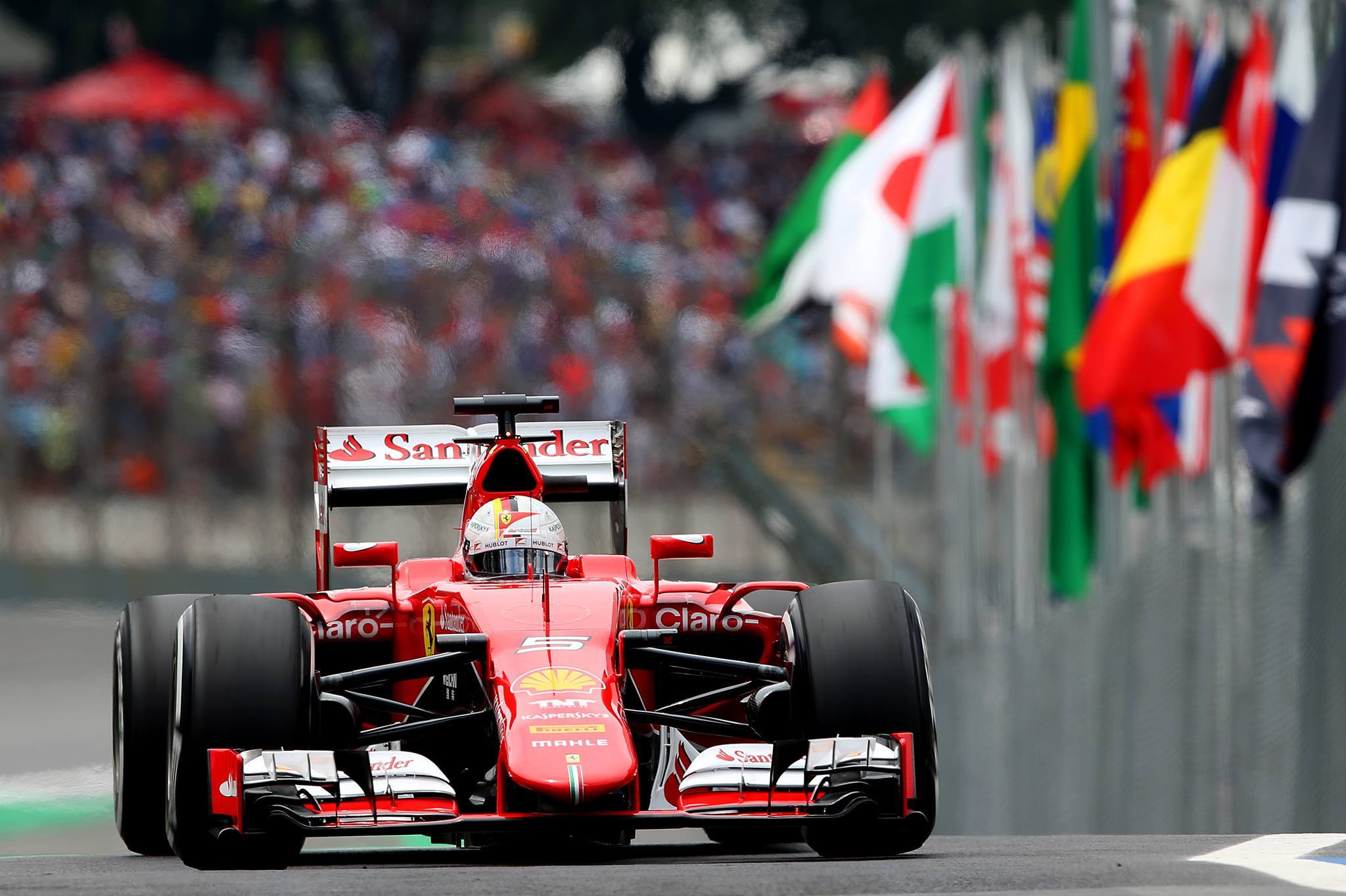 Записи гонок формулы 1. Ferrari f1 90. Ferrari Formula 1. Ferrari f1 Sebastian Vettel. Ferrari f1 2000.