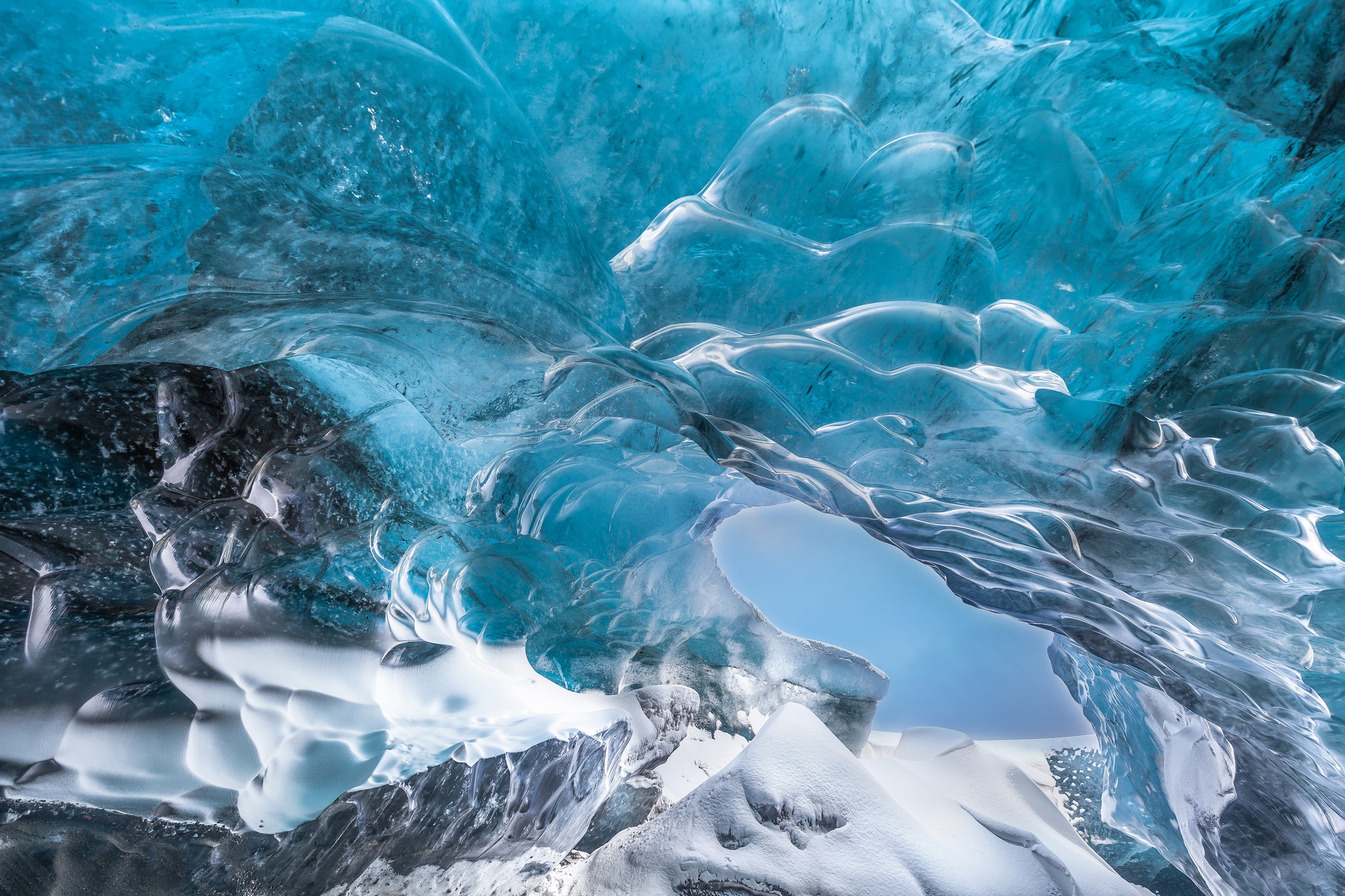 Обои лед 3. Лед обои. Голубые льды Исландии. Картинки на рабочий стол лед. Крутой синий лед.
