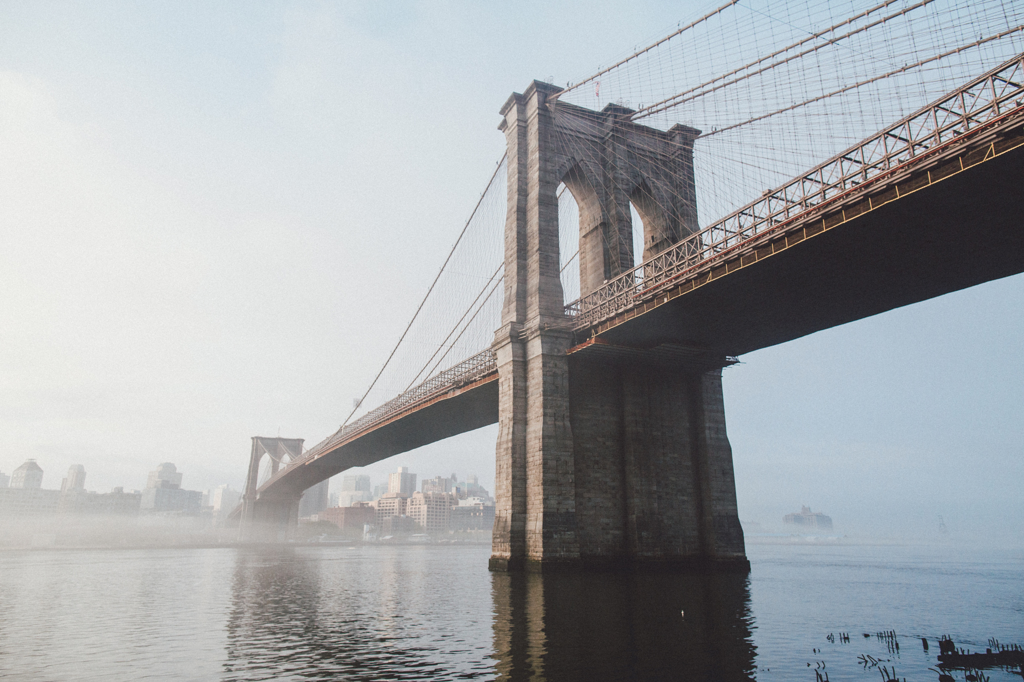 New most info. Бруклин Нью-Йорк. Бруклинский мост США. Бруклинский мост, Нью-Йорк, США. Мост, Нью-Йорк, река, Манхеттен.