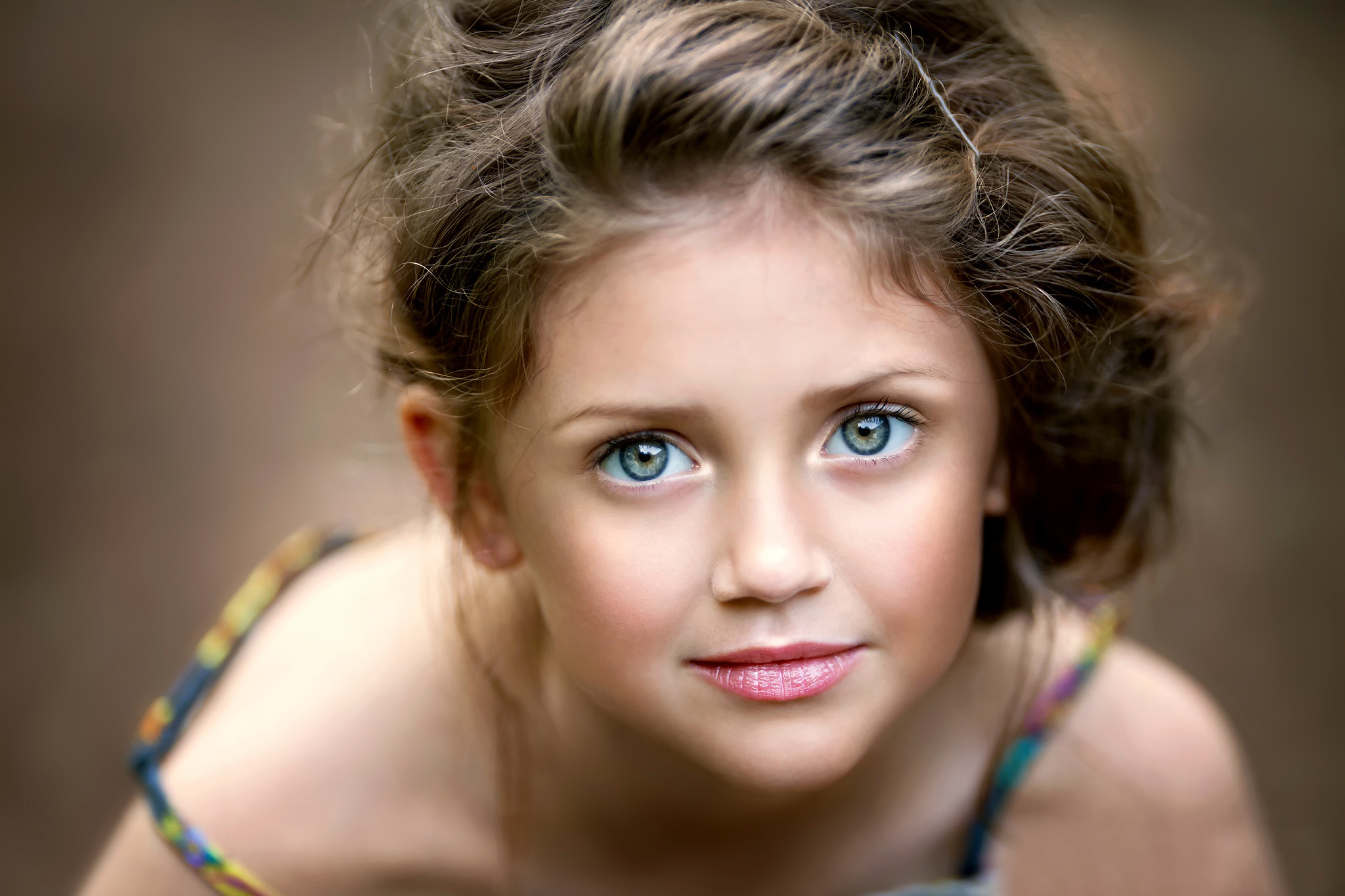 Янг литл герлз. Лицо девочки. Красивые глаза. Девочка с синими глазами. Фотопортреты детей.