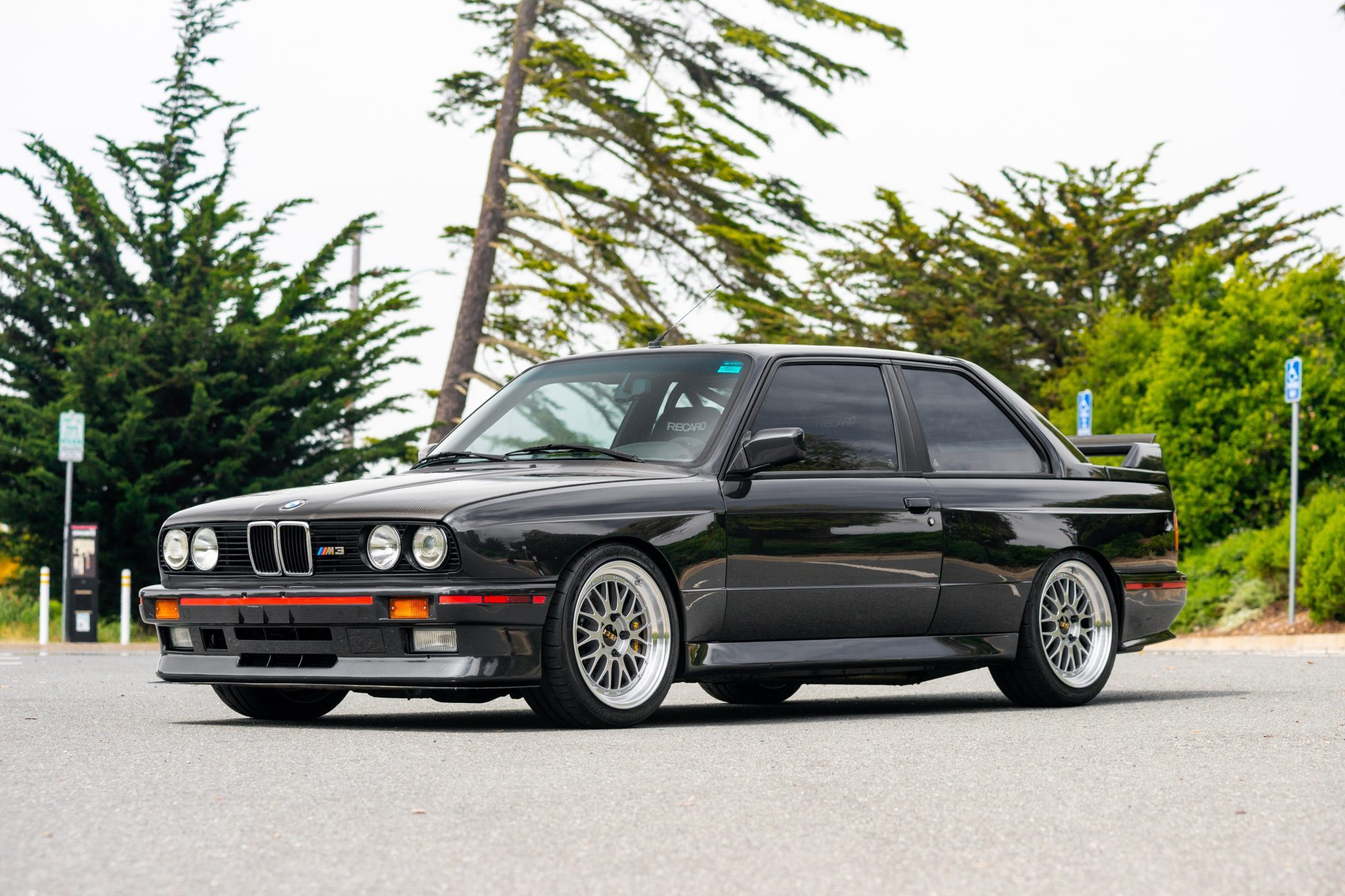 Bmw evo. BMW e30 1990.