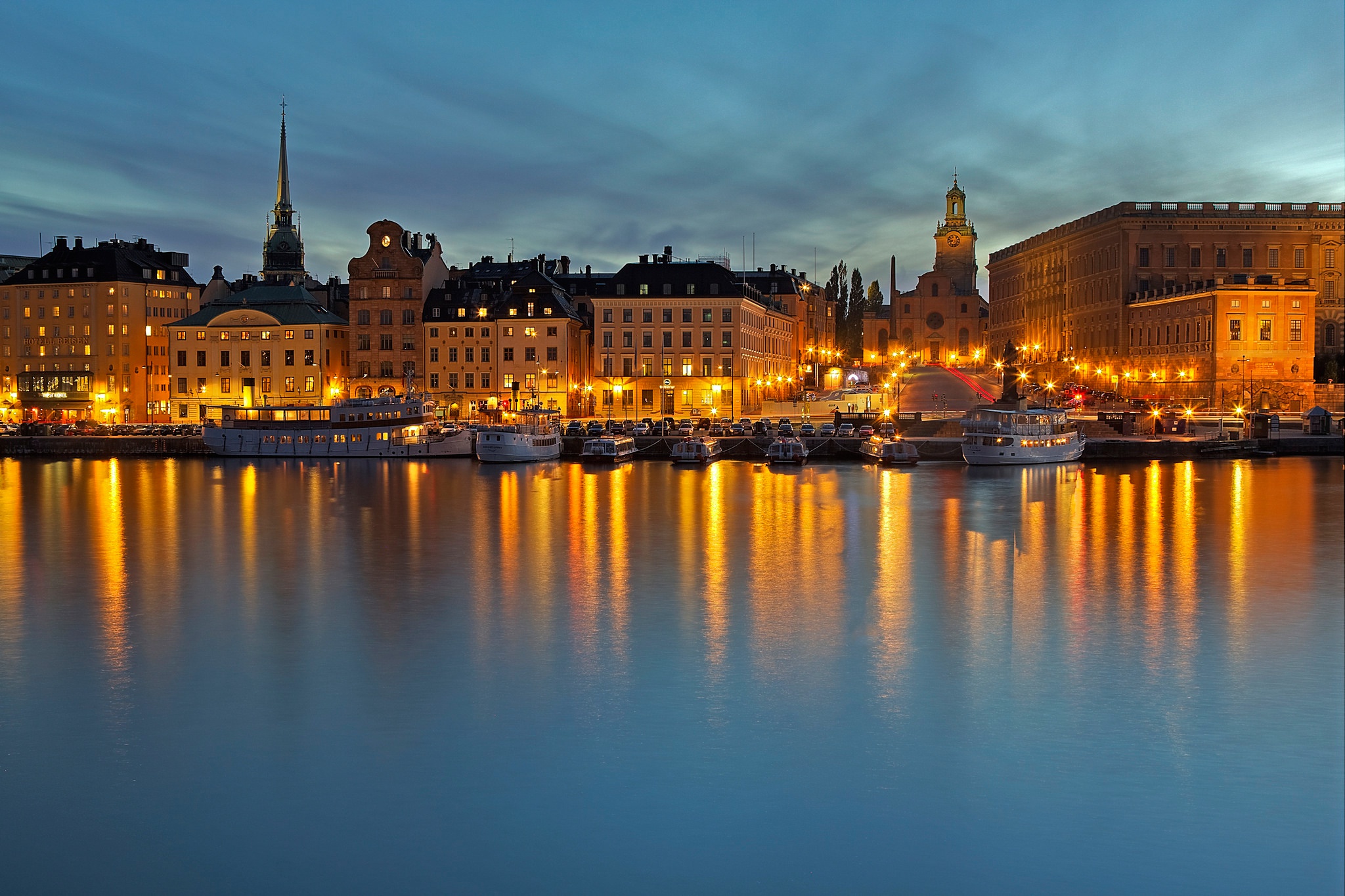 Швеция столица какой страны. Швеция столица Стокгольм. Швеция Sweden Стокгольм. Швеция столица Стокгольм ночной. Норрмальм Стокгольм.