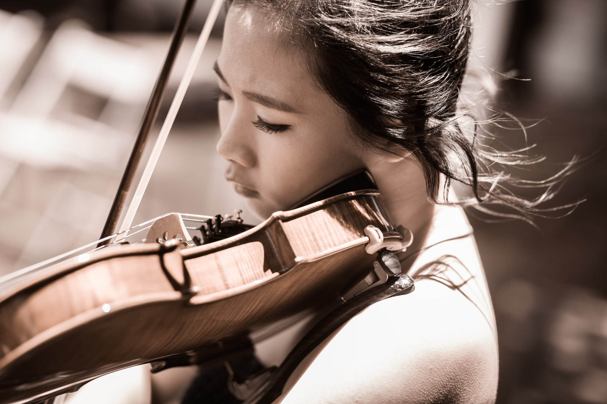 Violin музыка. Музыкальные инструменты для детей. Скрипка. Фотосессия с музыкальными инструментами. Девочка скрипачка.