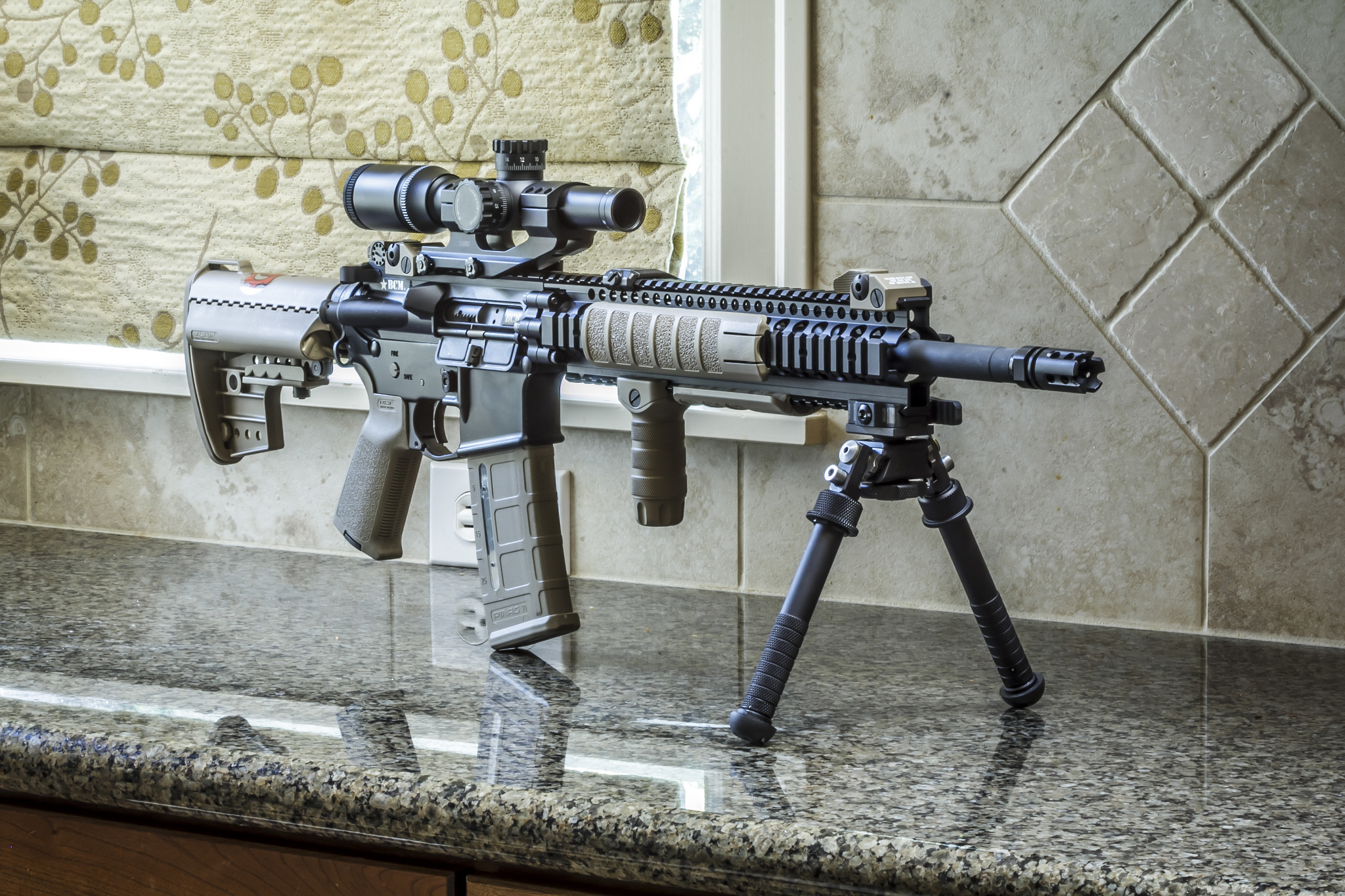 Автомат ar 15