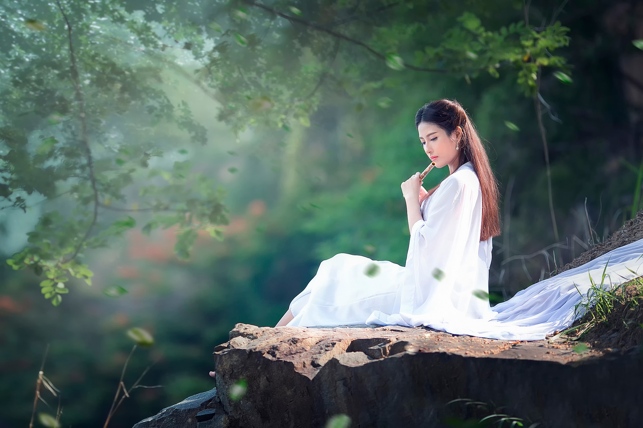 Принцесса дзен. Китайские девушки на природе. Девушка в саду. Девушка с флейтой. Девушка на фоне природы Китая.