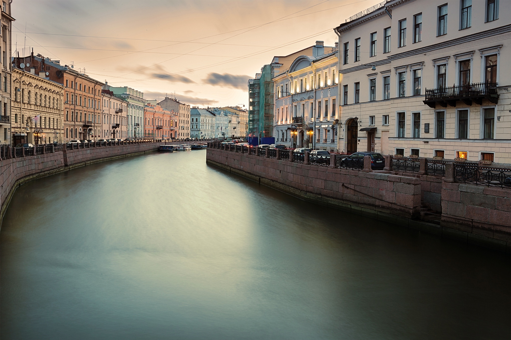 Фонтанка санкт петербург. Река Фонтанка в Санкт-Петербурге. Река Фонтанка. Река Фонтанка в Петербурге. Реки мойка Фонтанка в Санкт Петербурге.