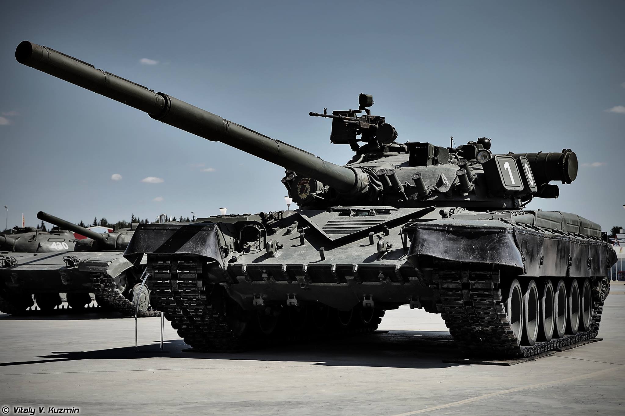 Авито т 80. Танк т80. Т-80 основной боевой танк. Танк т-80б. Т-80 танк СССР.