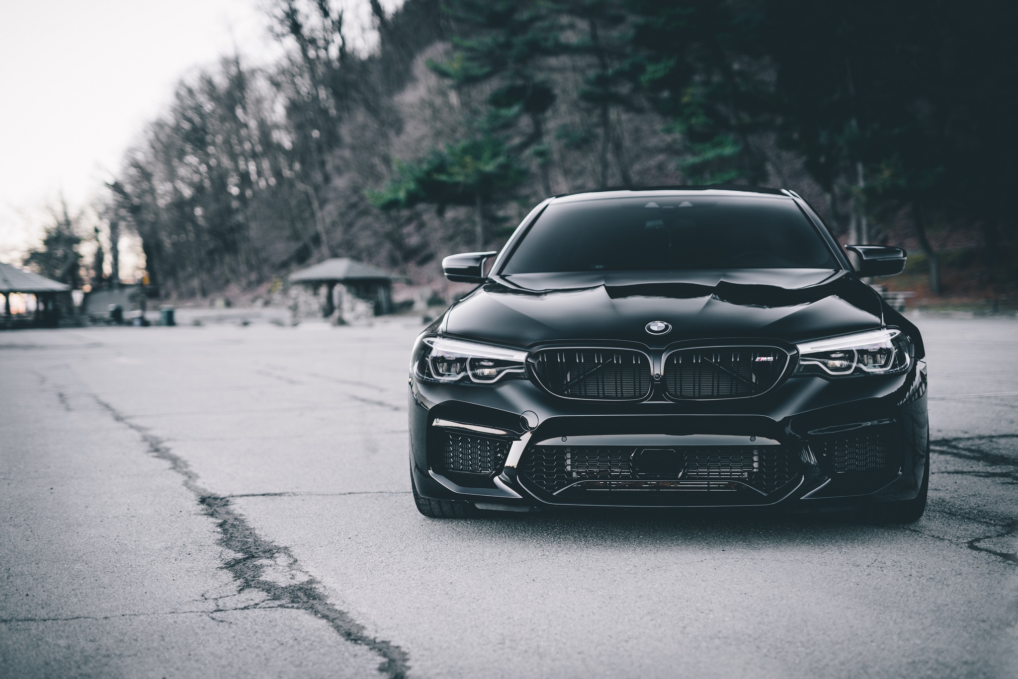 Обои BMW, Dark, Predator, Front, Black, Face, F90 на телефон и рабочий  стол, раздел bmw, разрешение 2048x1367 - скачать