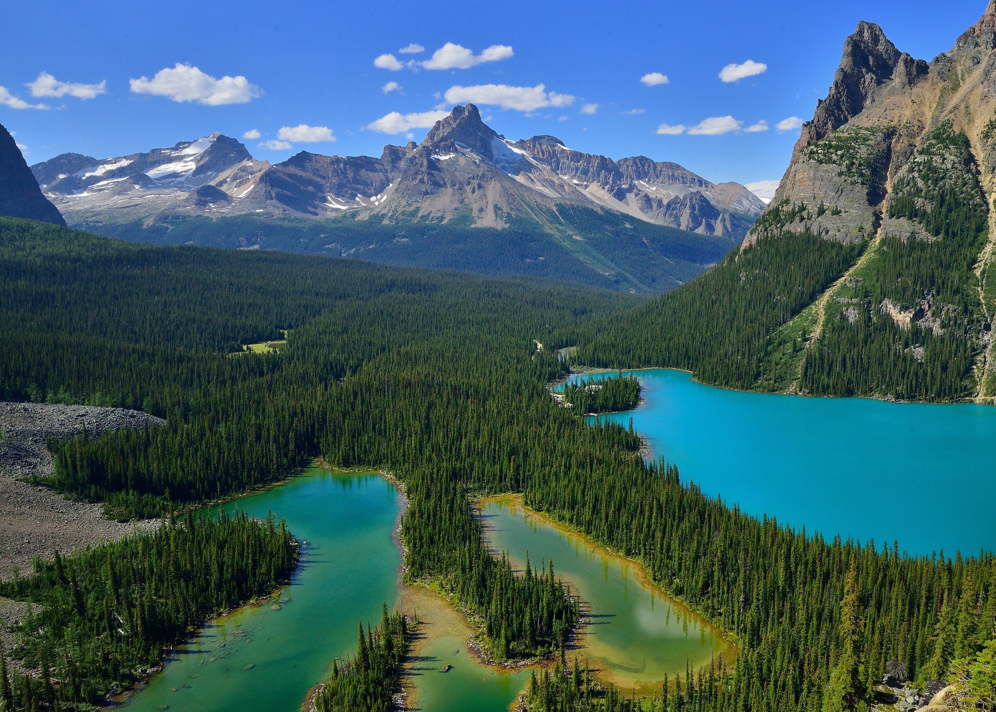Озер находится на территории канады. Национальный парк Йохо Канада. Озеро Йохо Канада. Озеро Охара Канада. Заповедник Банф Канада.