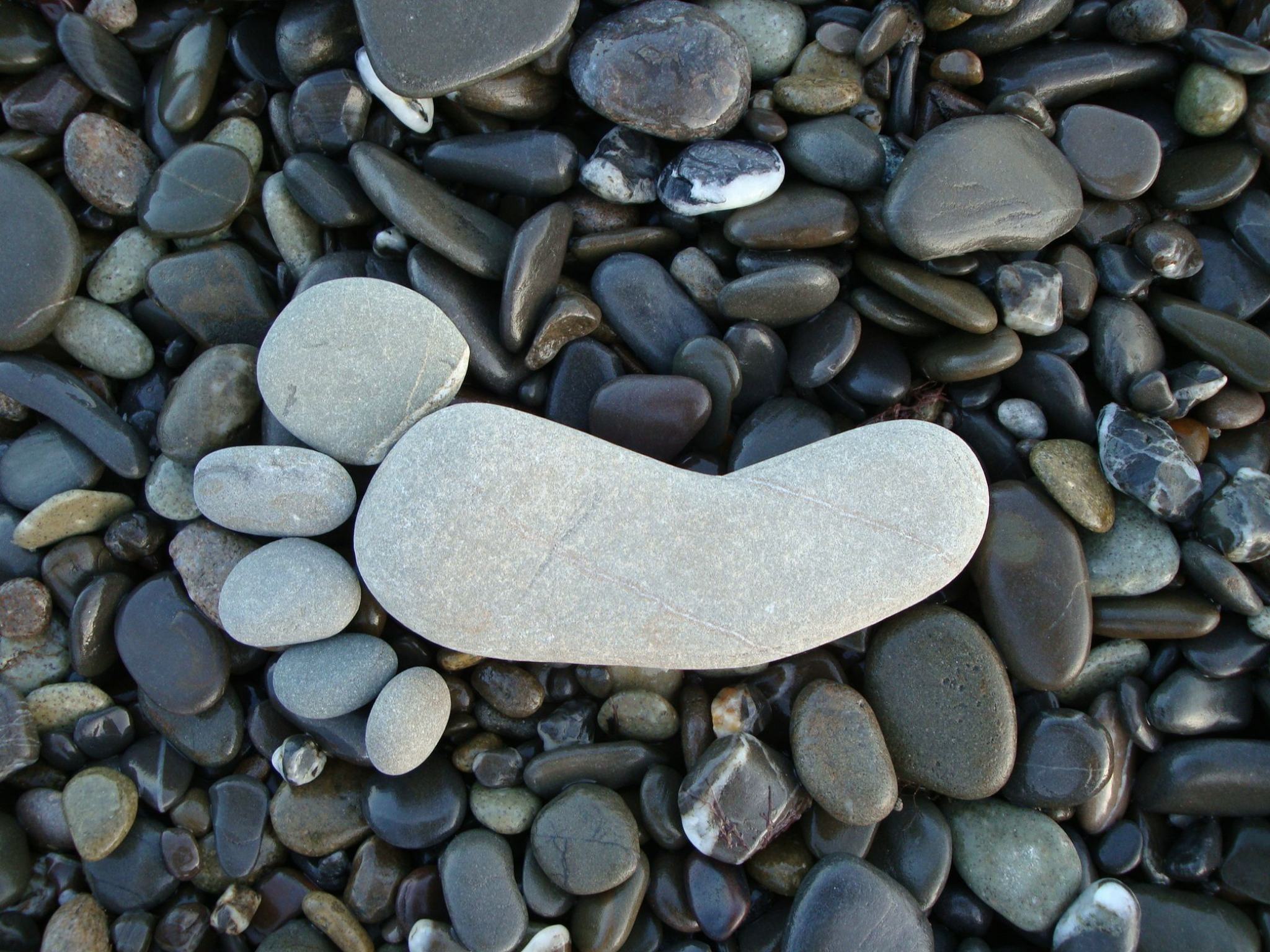 Галька виды. Морские камни. Красивые камушки. Камушки галька. Речные камни.