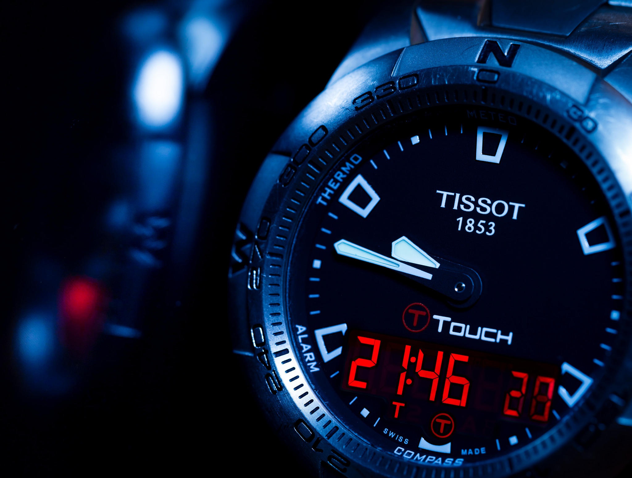 Часы на заставку. Tissot watch. Tissot часы Wallpaper. Часы Tissot 4k. Наручные часы на заставку.