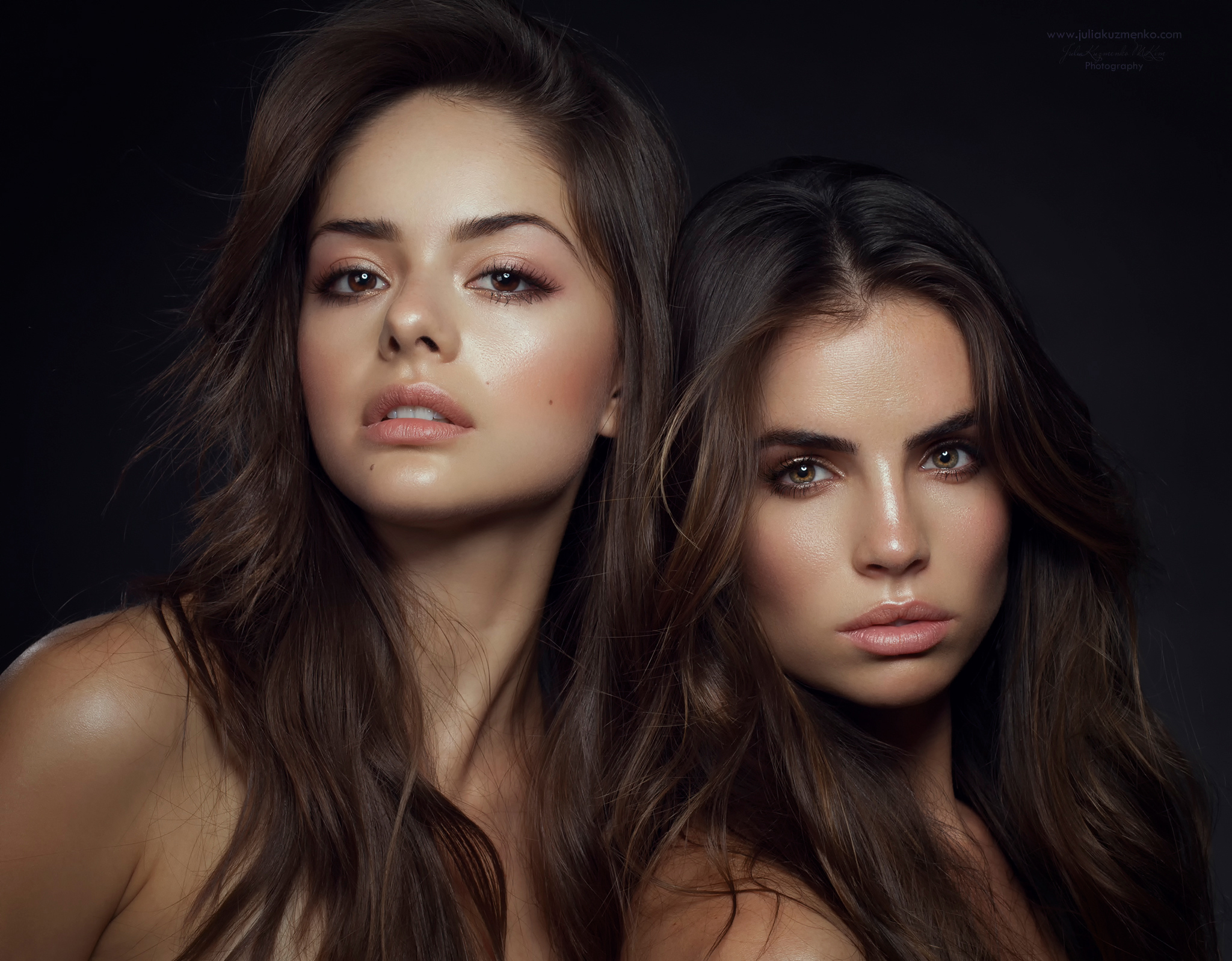 Несколько лицо. Две девушки. Фотосессия двух девушек. Портрет двух девушек. Две красивые модели.