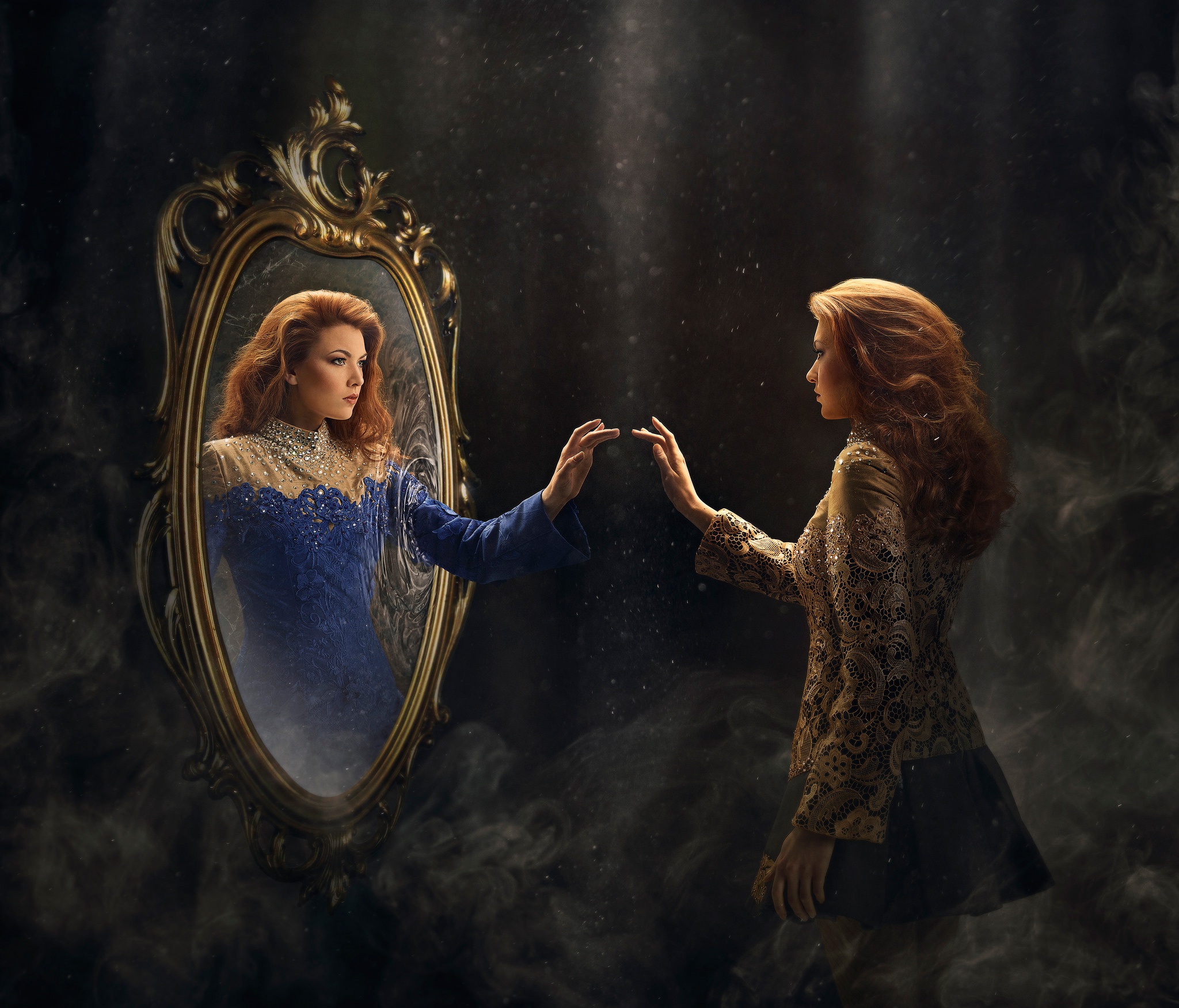 Проходит сквозь зеркало. Клэр Фейерс магия зеркал. («Отражение в зеркале», 1840. Магическое зеркало. Девушка в зеркале.