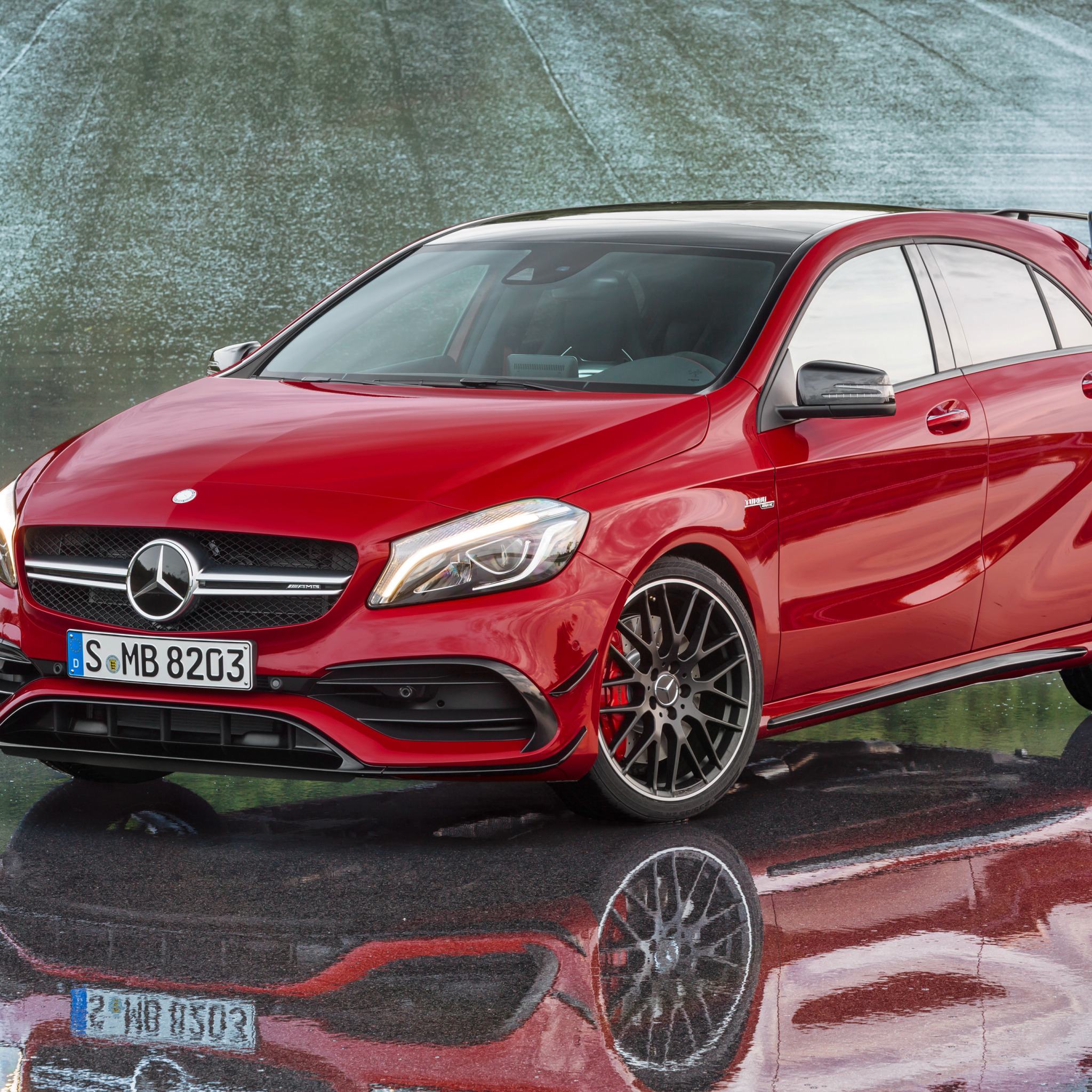 Mercedes Benz a45 AMG 4matic