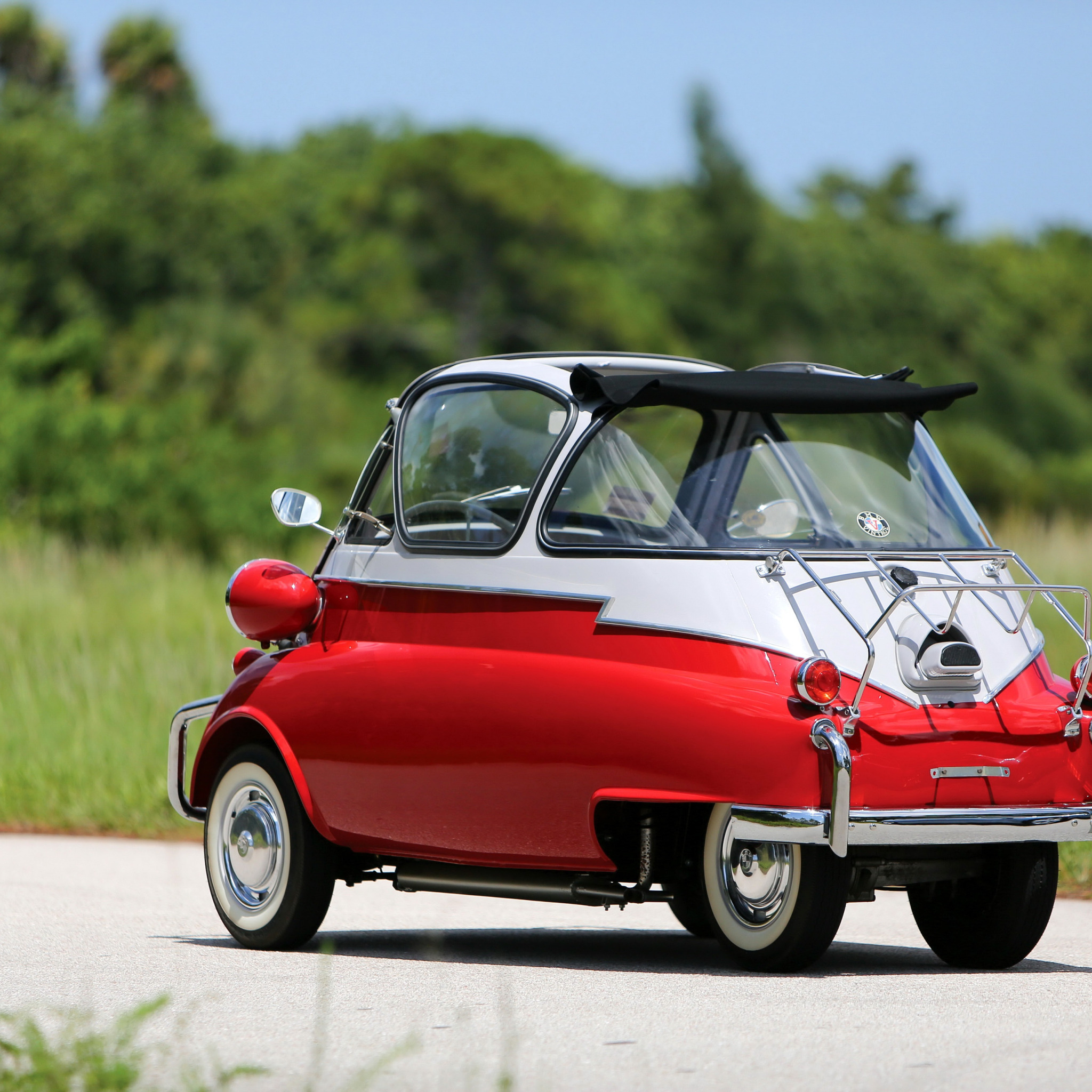 Скачать обои Bmw Classic 1957 Classic Car Bmw Isetta 300 Bubble