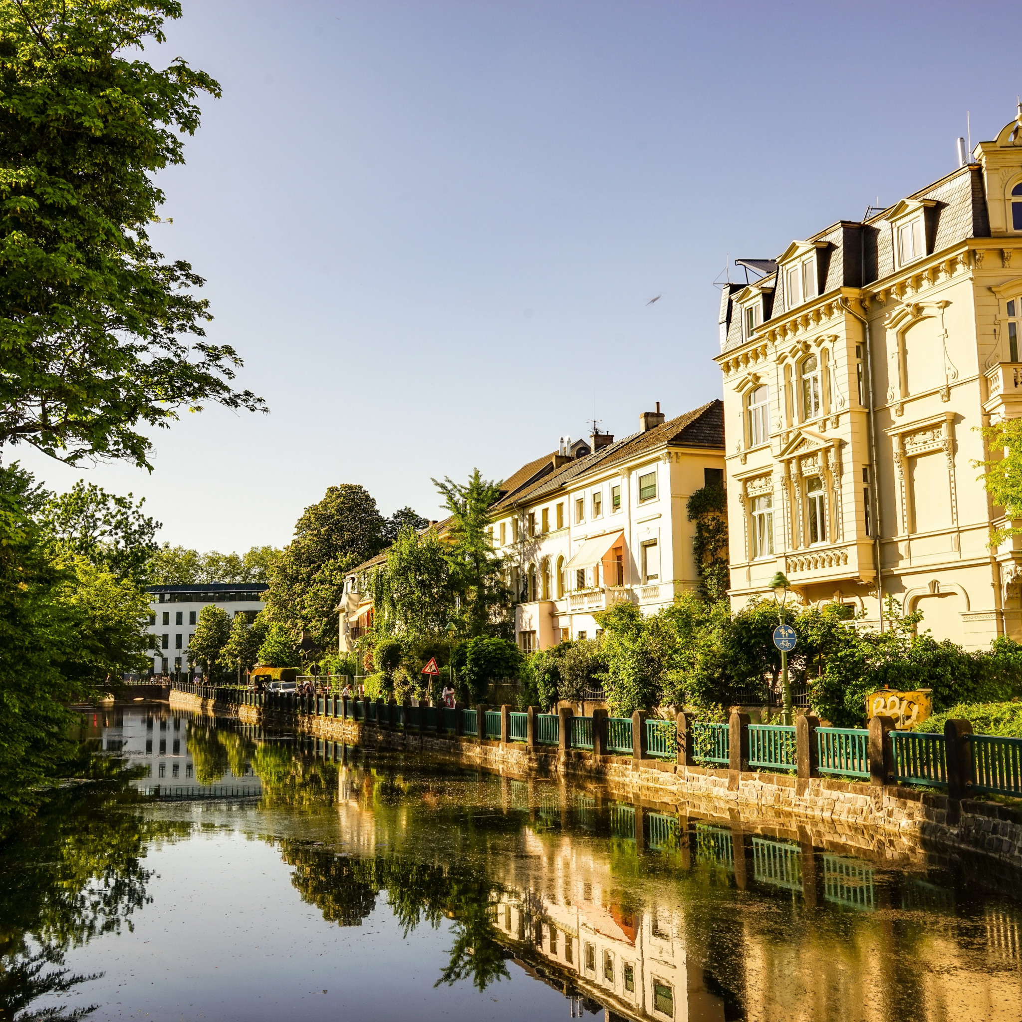 Бон город Германии. Город Bonn в Германии. Природа Германии Бонн. Бонн Германия фото.