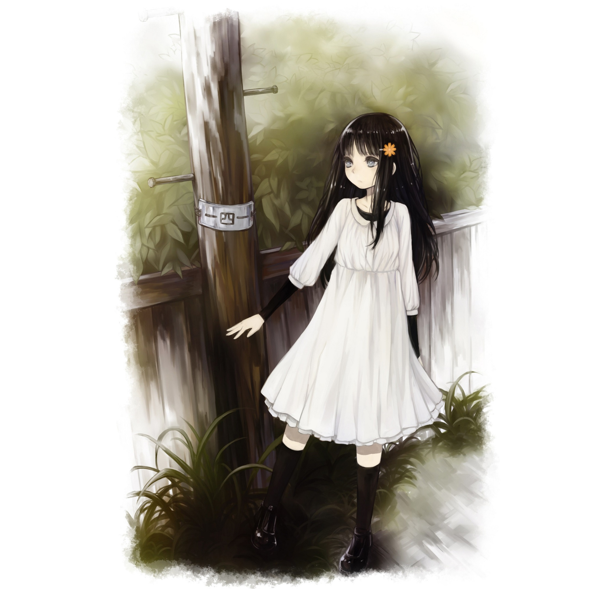 Девочка в белом платье с черными волосами. Девушка в белом платье с черными волосами.