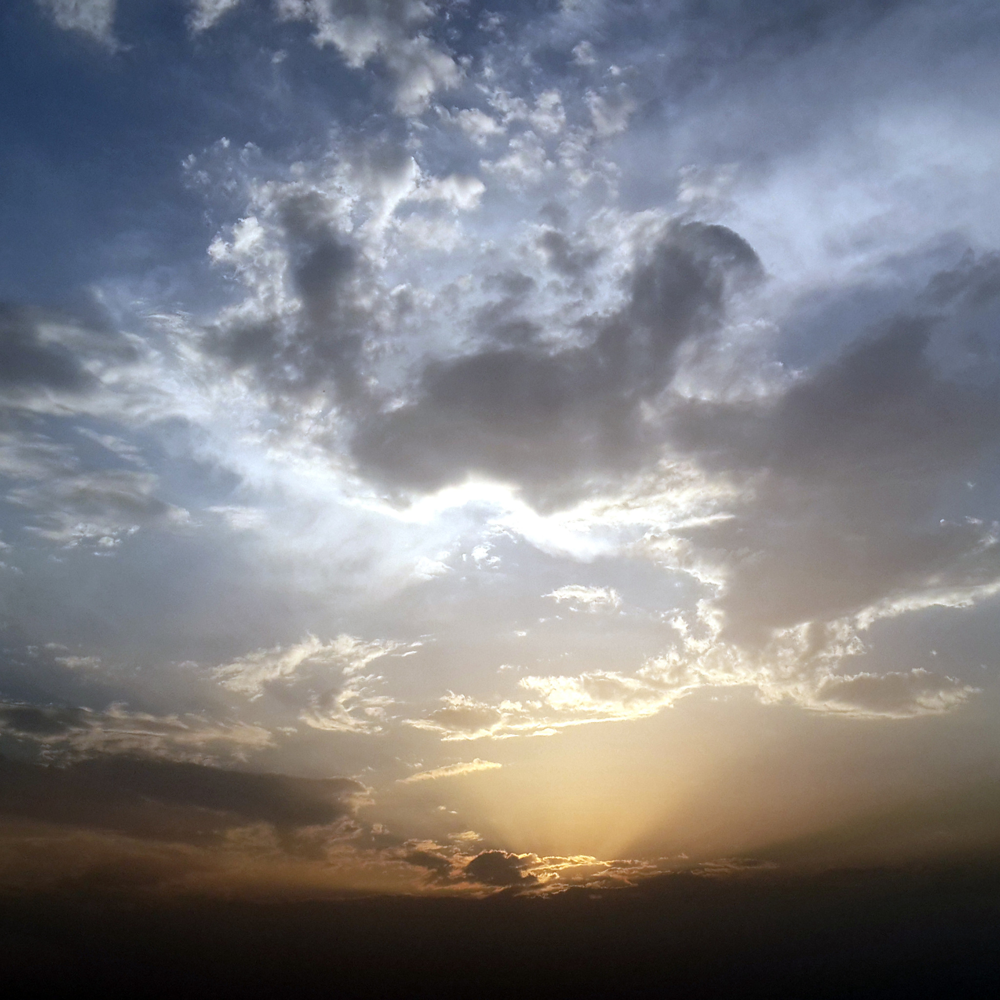 Выйдет солнце из облака чувствуешь. Фон грозовых облаков с солнцем для фотошопа. Sun cloud Stone  Macmillan. Cloudy Sun shut Design. Wallpaper cloudy Sky Photoshop.