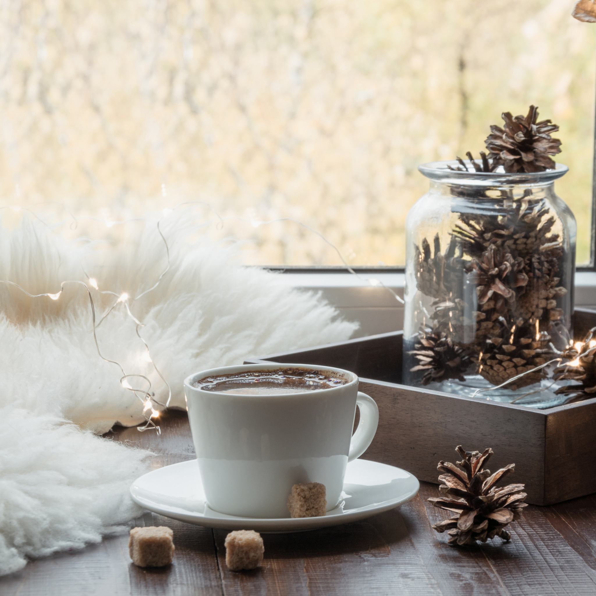 Кофе и зима за окном