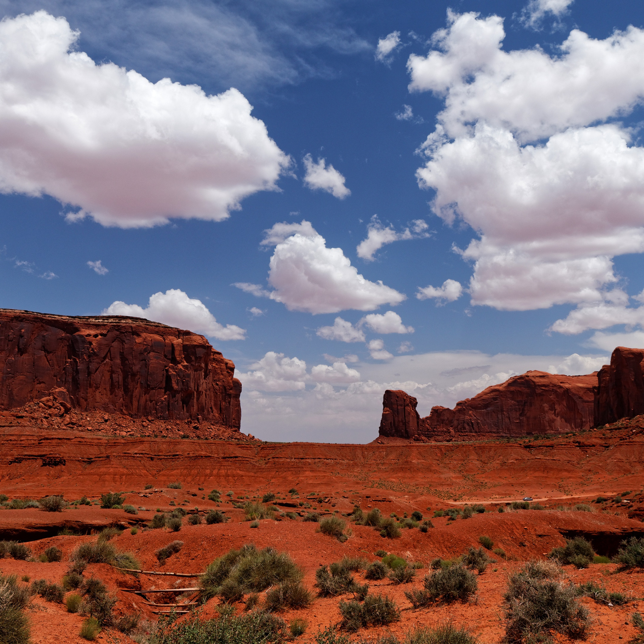 Desert many. Штат Юта Долина монументов. Долина монументов США. Долина монументов в Северной Америке. Долина монументов США 3840 2160.