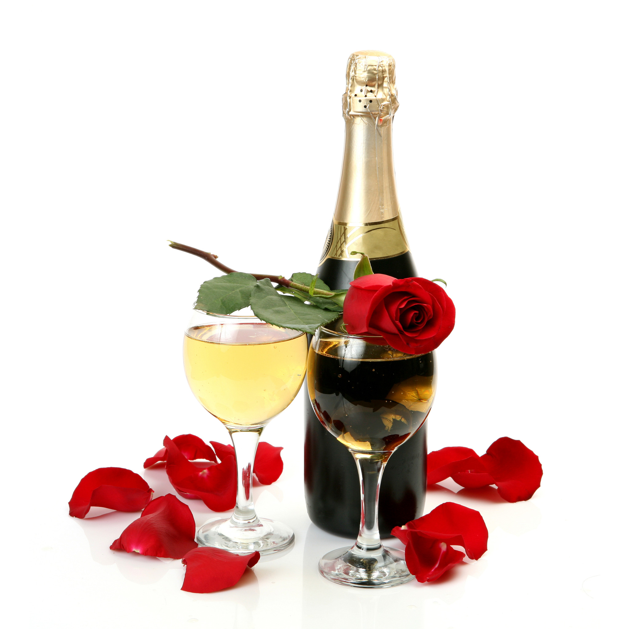 Шампанское и розы 31 экстра на русском. Бокалы с шампанским. Бутылка шампанского и бокалы. Шампанское бокал розы. Бокал шампанского и цветы.