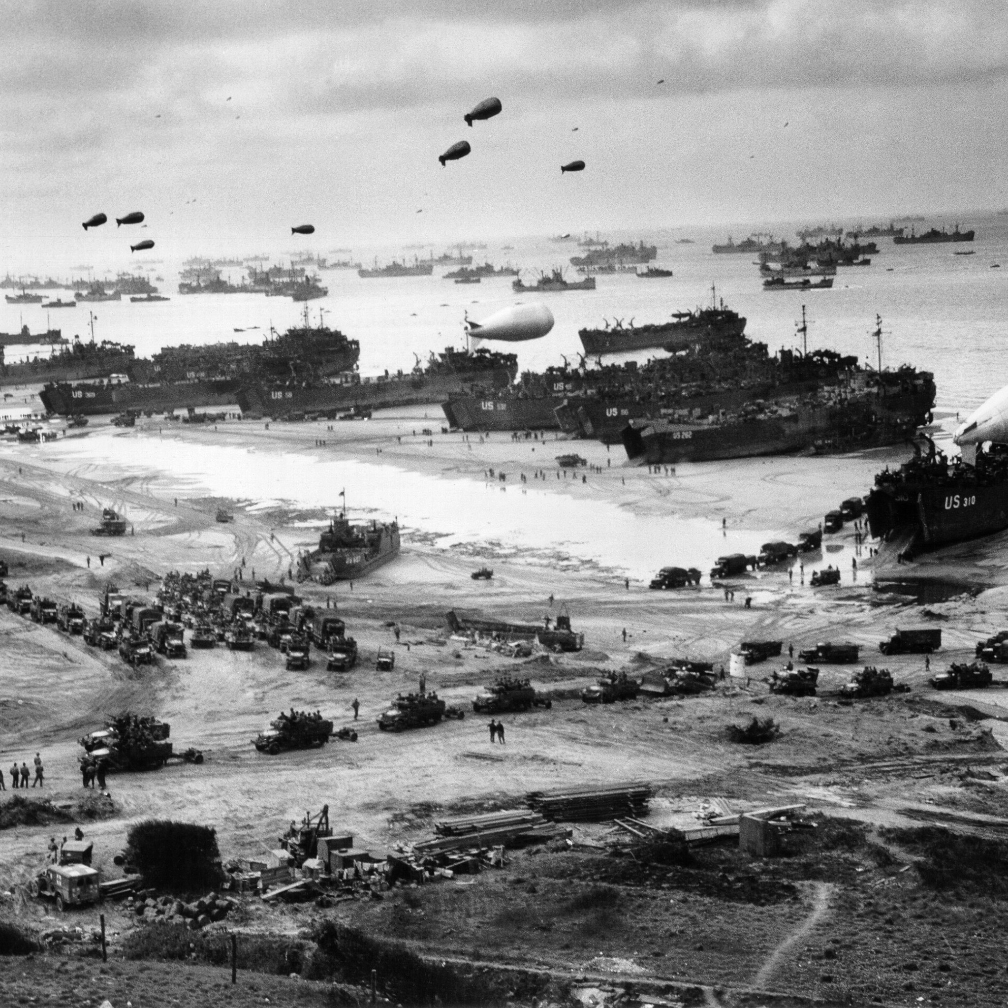 Эйзенхауэр высадка в нормандии. Битва в Нормандии 1944. Нормандия 6 июня 1944. Оверлорд высадка в Нормандии.