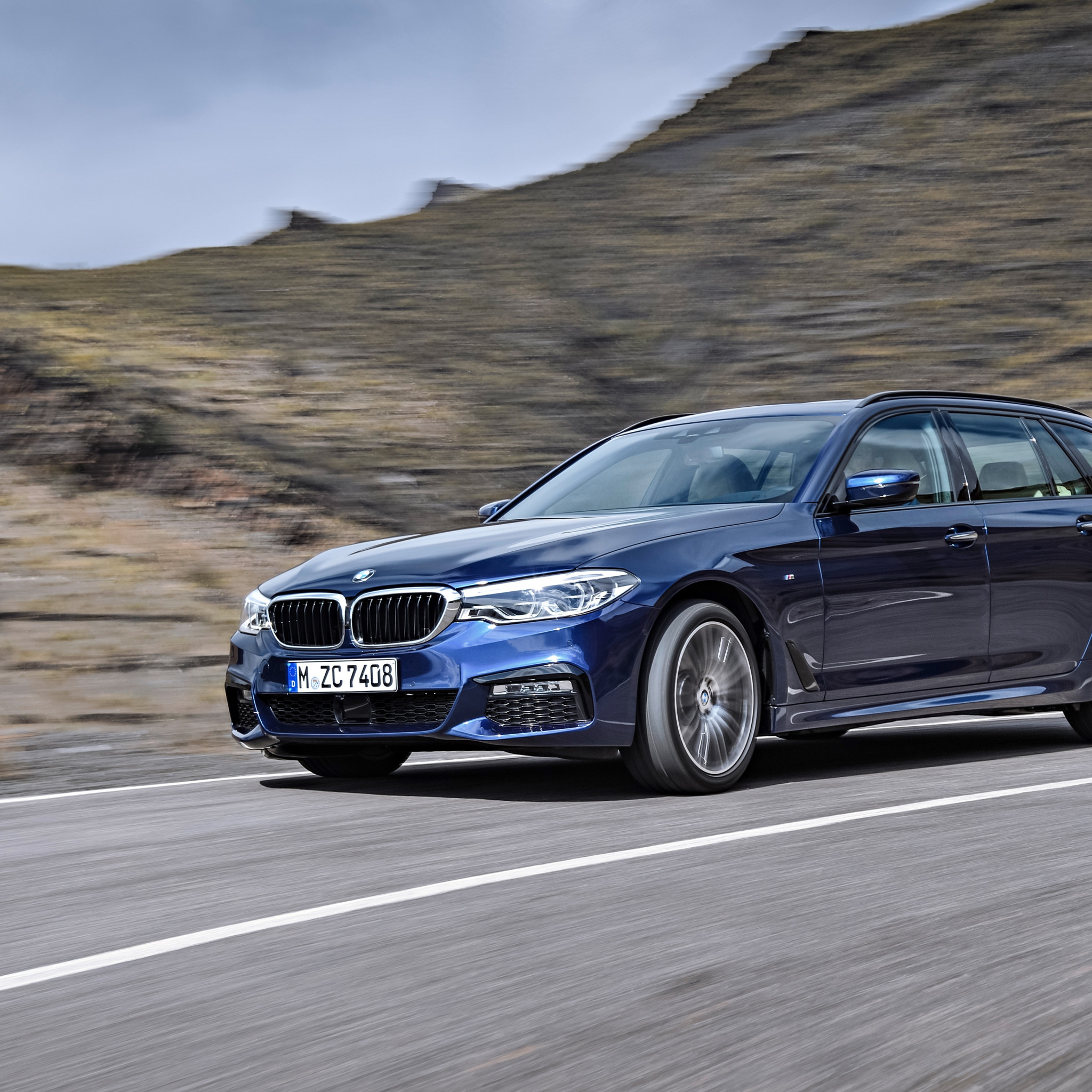 Bmw m5 универсал. 320d XDRIVE универсал черный. БМВ универсал 2018 года фото в живую. G31 BMW универсал белый обои.