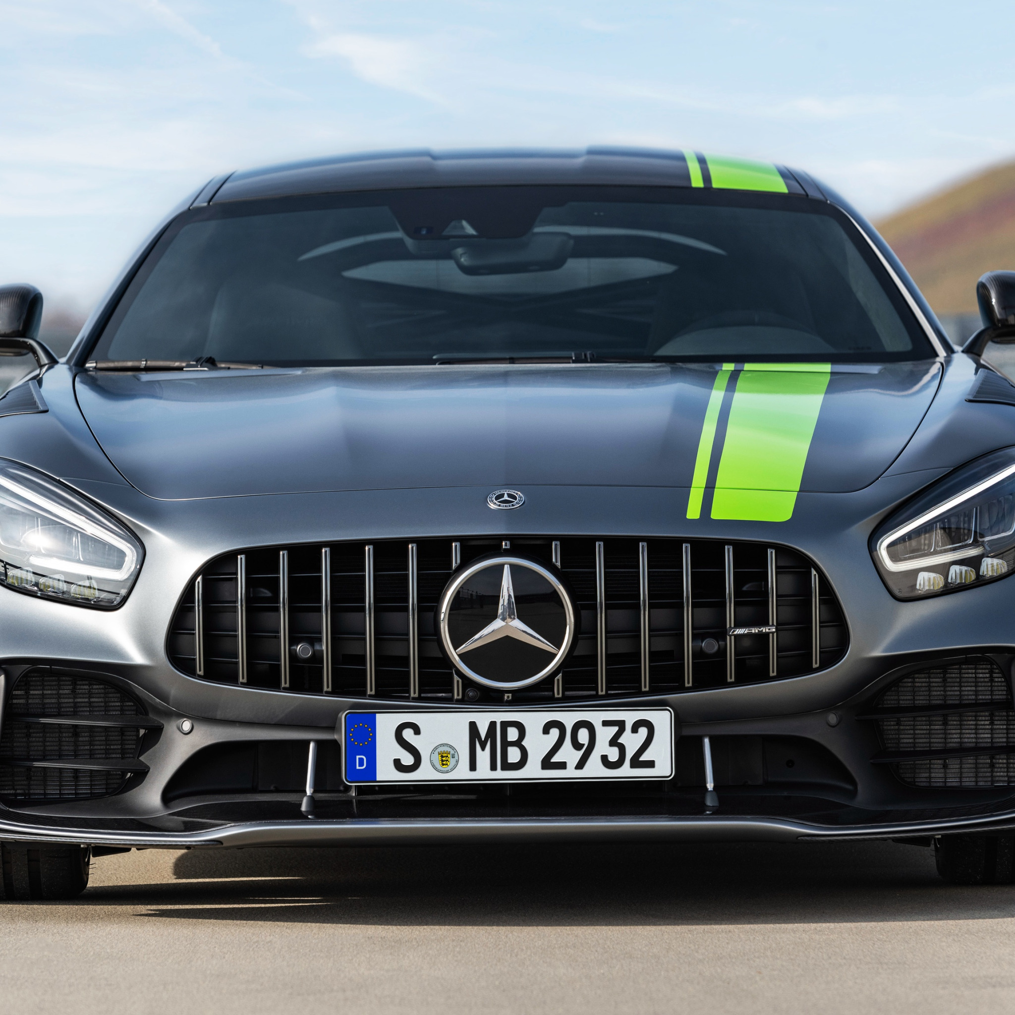 Mercedes-Benz AMG gt r Pro