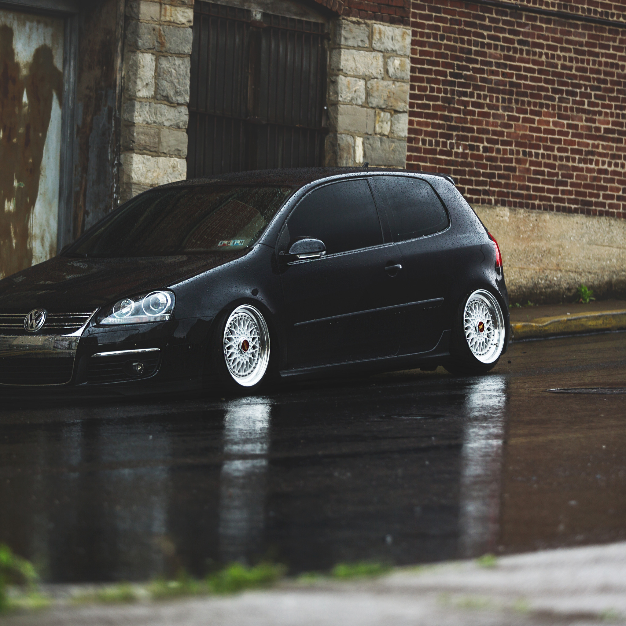 VW Golf 5 GTI stance