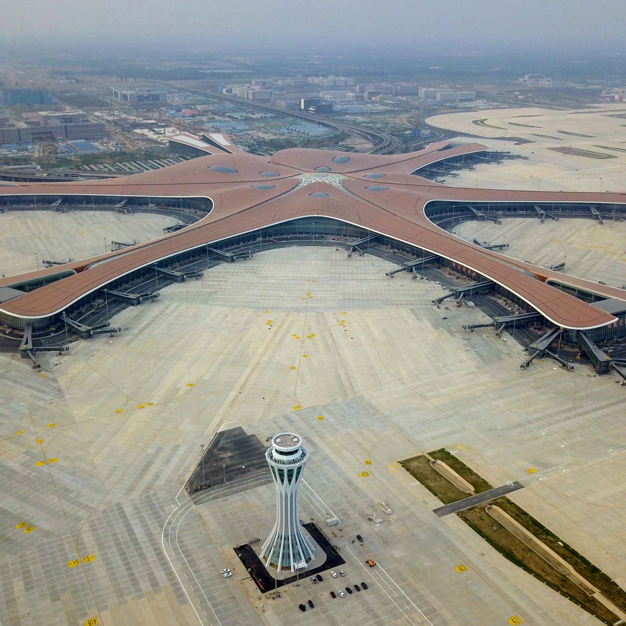 Прилет аэропорт пекин. Аэропорт Пекин Дасин. Пекин Дасин, Международный аэропорт, Китай. Аэропорт Шоуду. Международный аэропорт Шоуду в Пекине.