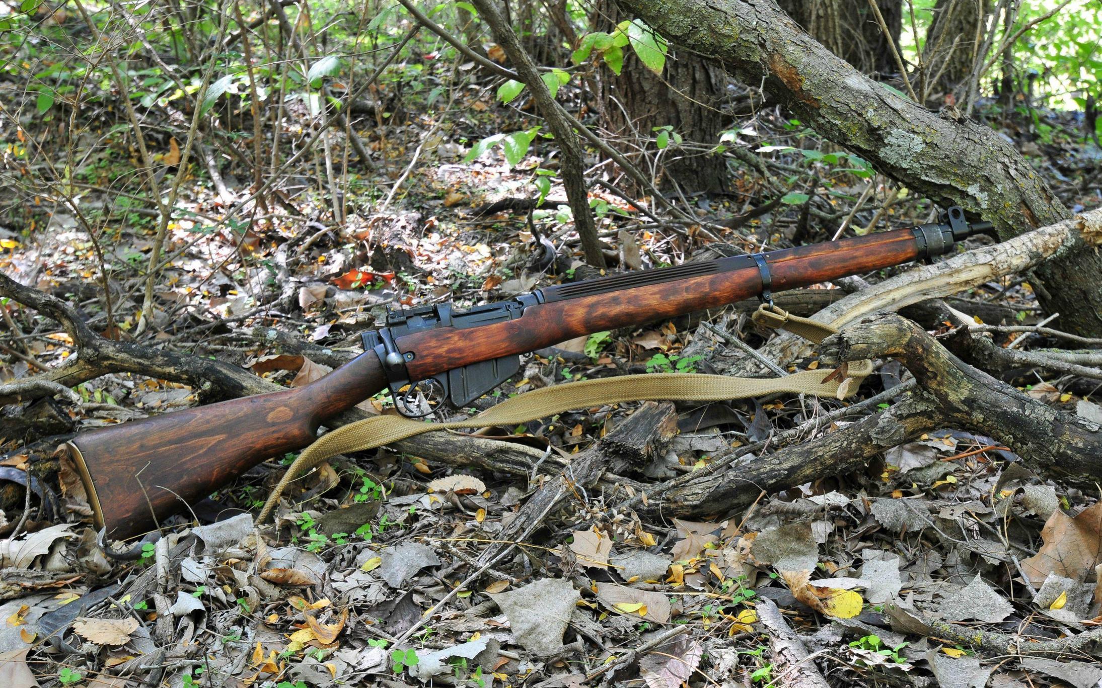 Ружья ли. Оружие ли Энфилд. Lee Enfield пулемет. Винтовка Лендфилд. Ли Энфилд пулемёт.