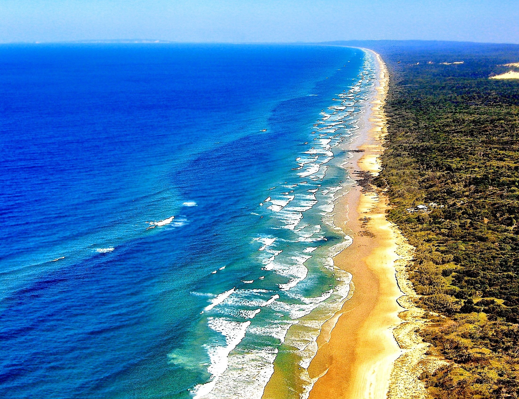 Есть ли в австралии океан. Остров Фрейзер, Квинсленд, Австралия. Песчаный остров Фрейзер в Австралии. Остров Фрейзер штат Квинслен. Пляж Квинсленд в Австралии.