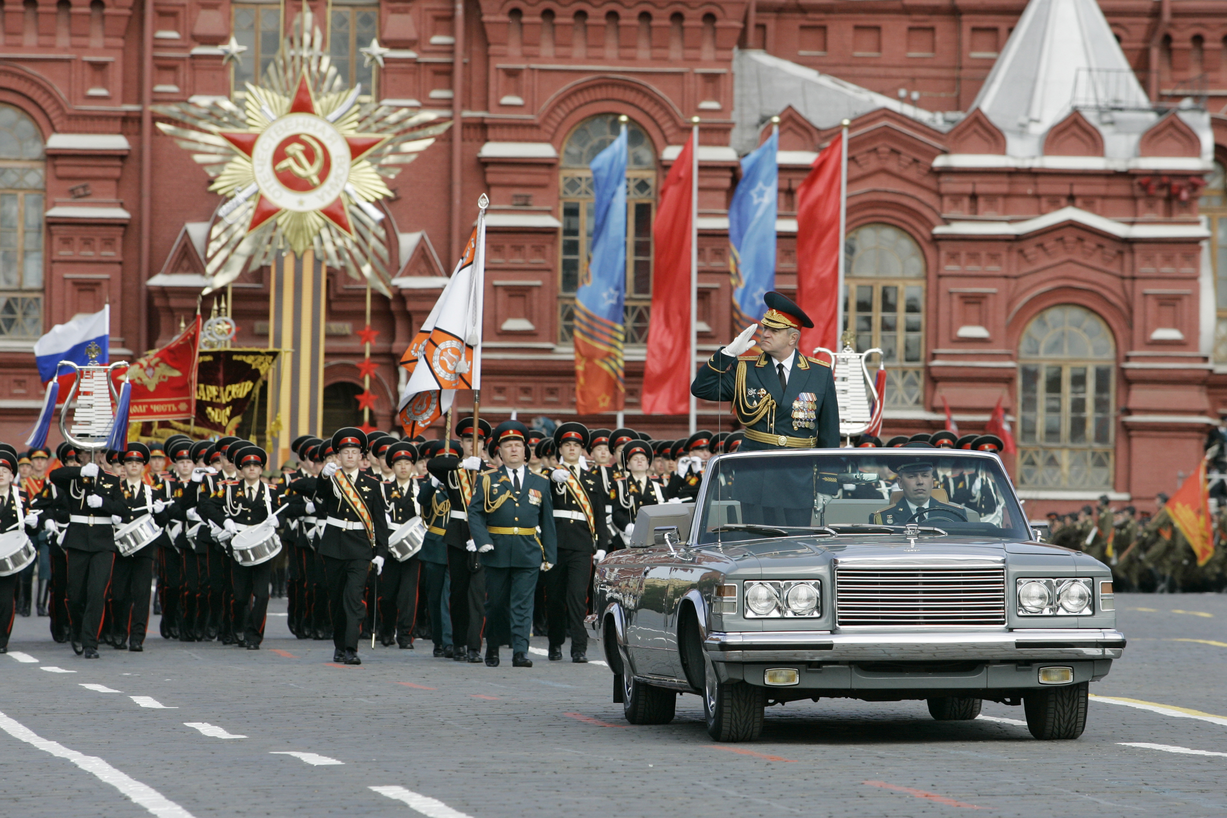 флаги на красной площади