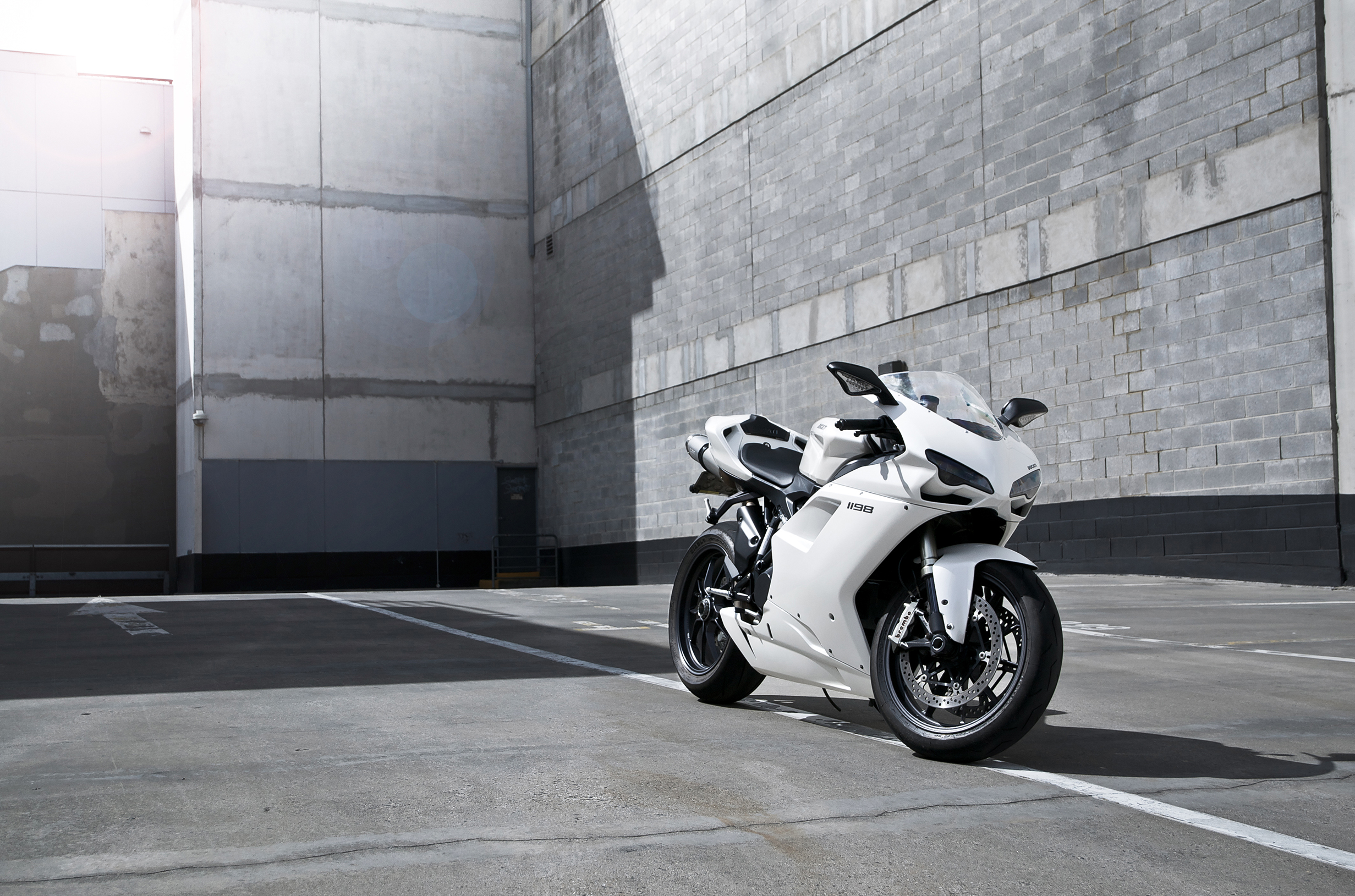 Ducati 1198 White